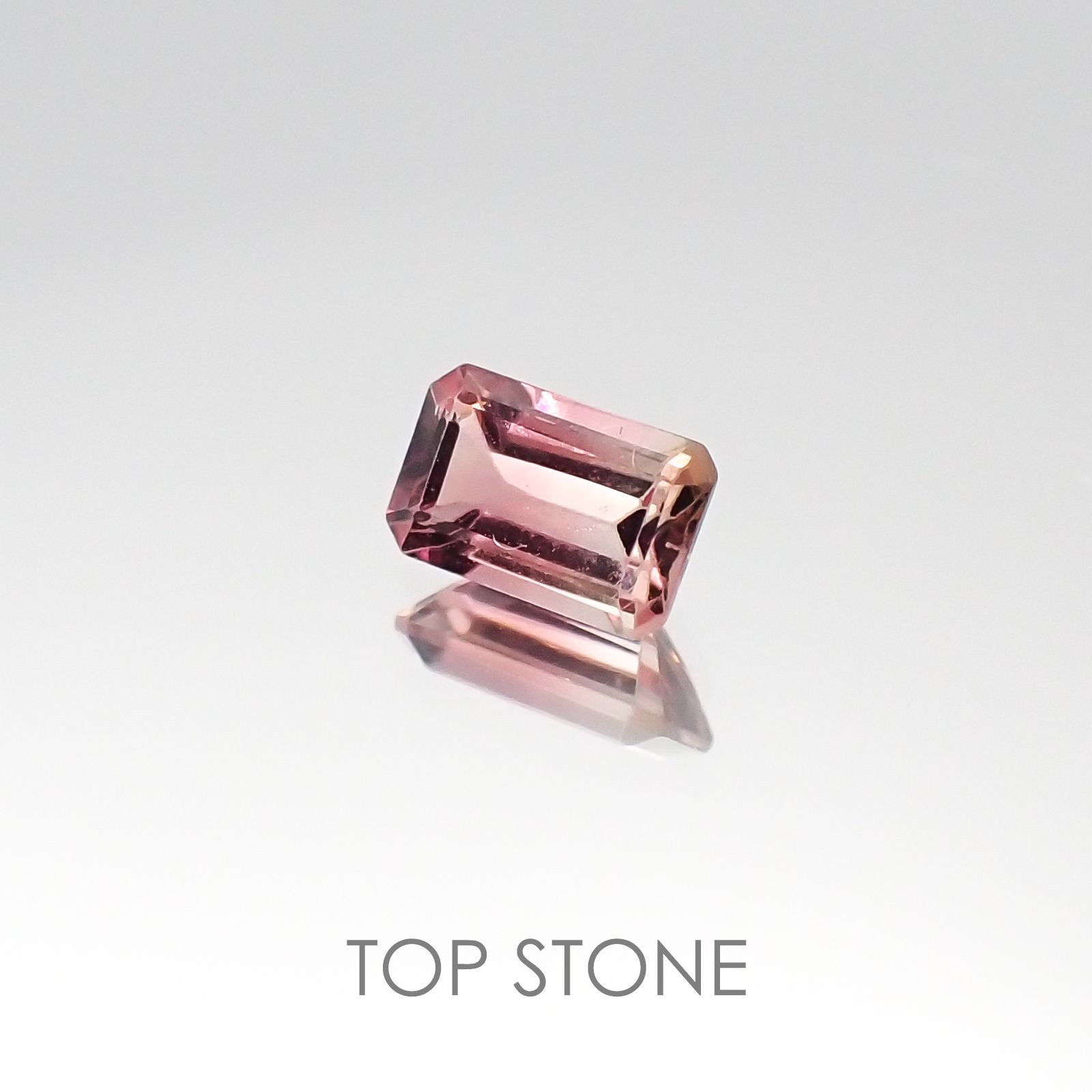 バイカラートルマリン(宝石名バイカラー・トルマリン) ブラジル産 0.33ct 識別済[20095662]5.2×3.3mm前後