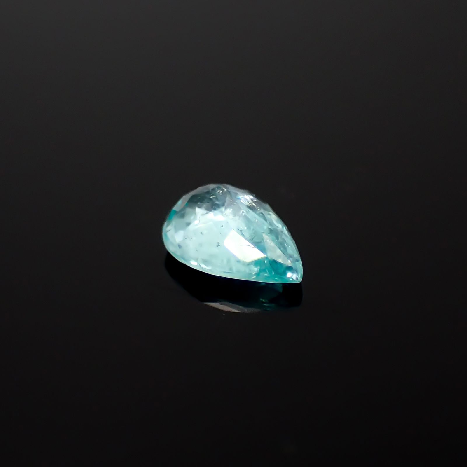パライバトルマリン モザンビーク産 0.23ct[240928774]5.2x3.5mm前後