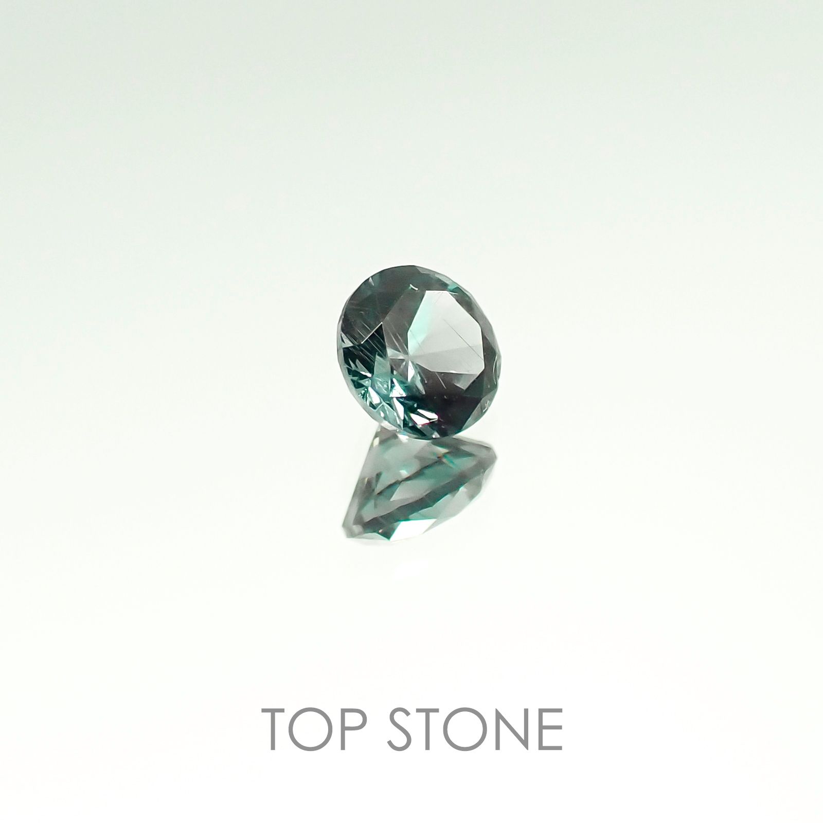 カラーチェンジガーネット(アレキタイプ) マダガスカル・ベキリー産 ルース 0.246ct[20106638]3.7×3.7mm前後