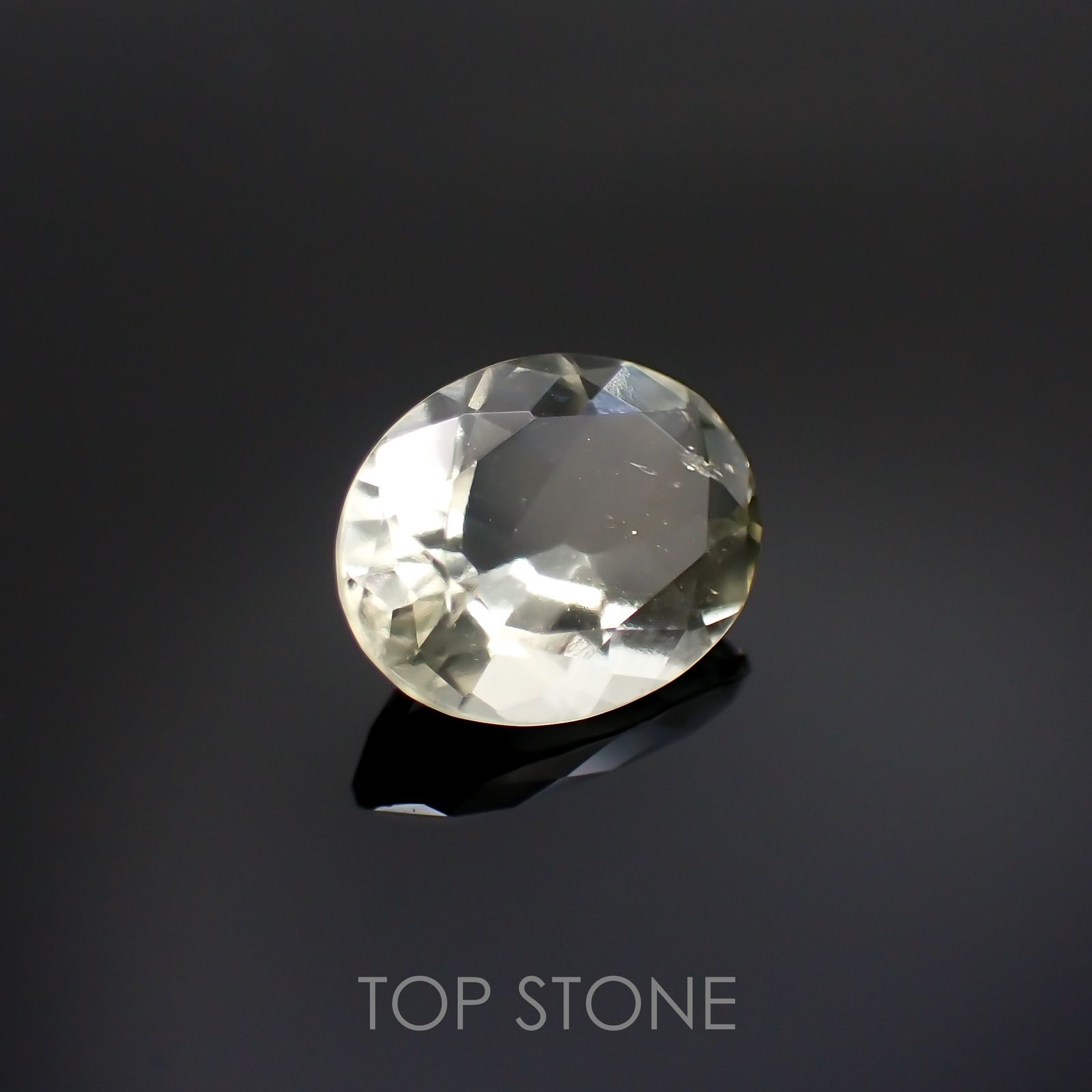 リビアングラス(宝石名インパクトガラス(衝撃溶融ガラス))エジプト・リビア砂漠産 1.77ct 識別済[211213787]10.2x8mm前後