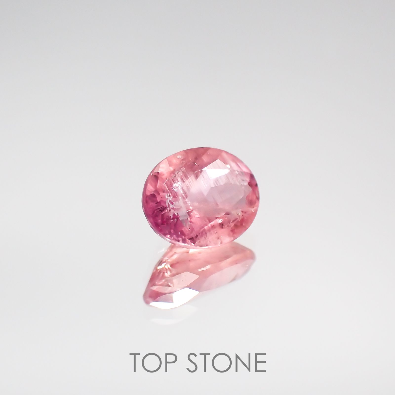 ペツォッタイト(ラズベリル) マダガスカル産 ルース 0.33ct[210611204]5×3.9mm前後