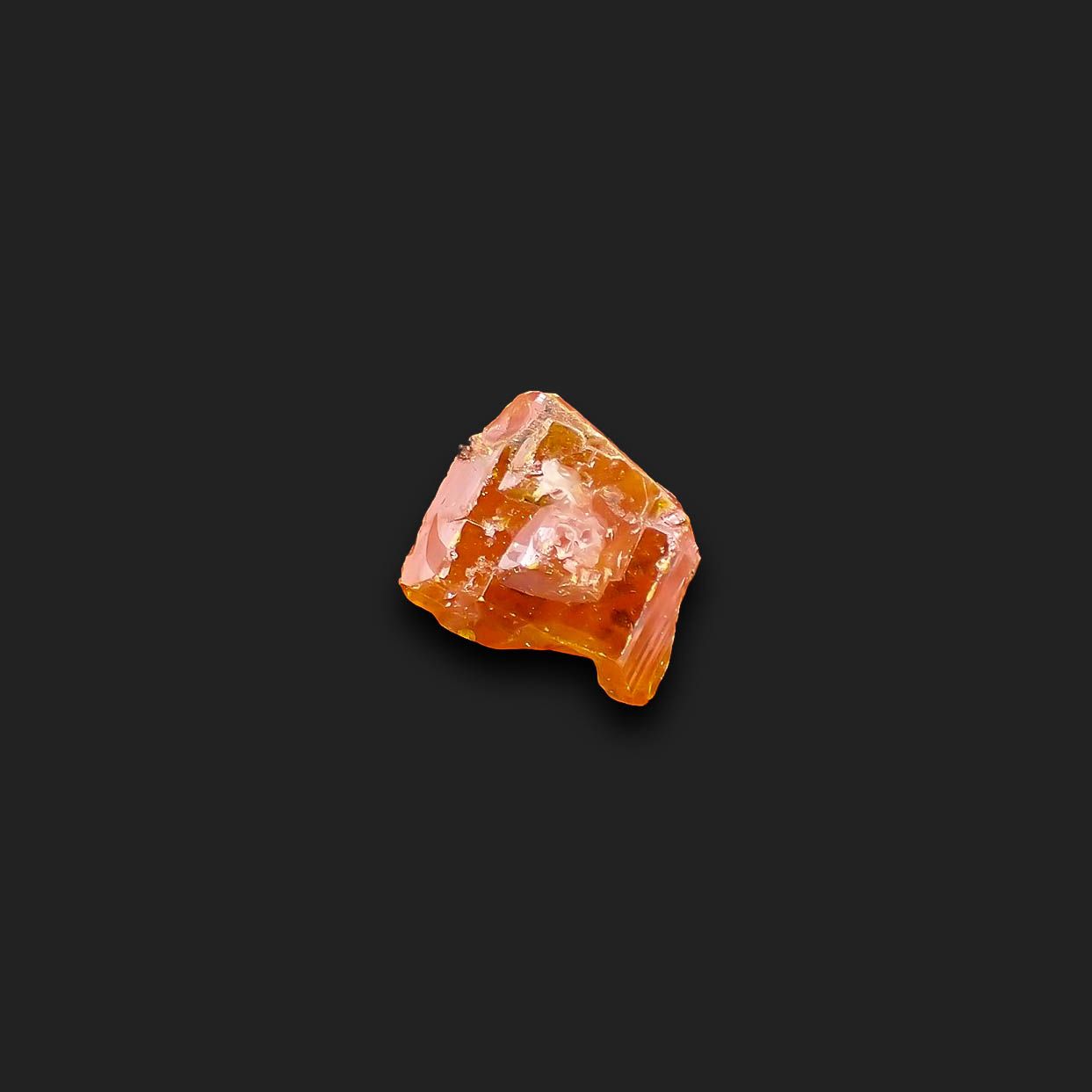 ウルフェナイト 原石 アメリカ・アリゾナ州・レッドクラウド鉱山産 9.17ct[230421828]12.8x11.6mm前後