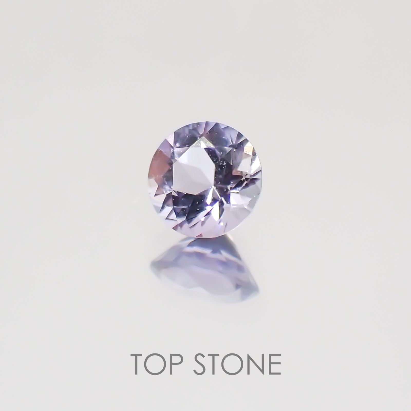 パープルスキャポライト(マリアライト) スリランカ産 ルース 0.13ct[21049568]3.5×3.5mm前後