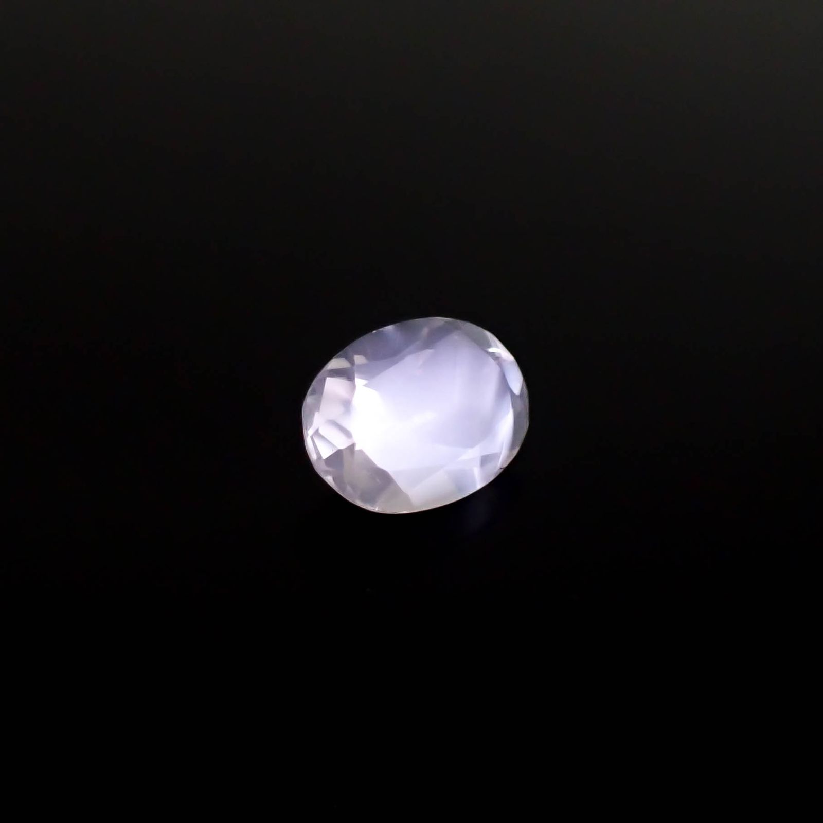 ムーンストーン(宝石名オーソクレース)インド/スリランカ産 0.67ct 識別済[240527735]7x5mm前後