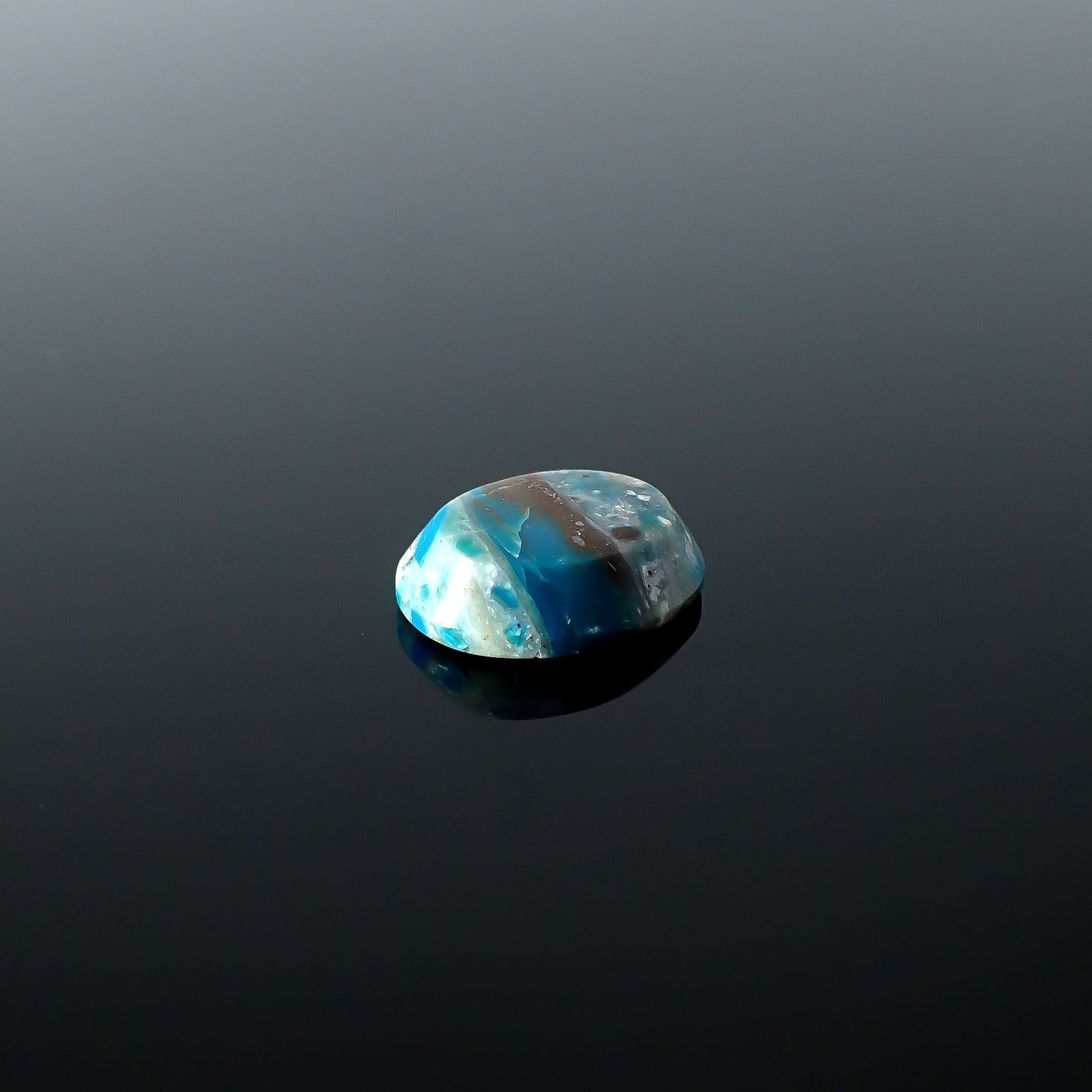 ブルーオパール ペルー産 3.76ct [250730727]13.6x10.9mm前後