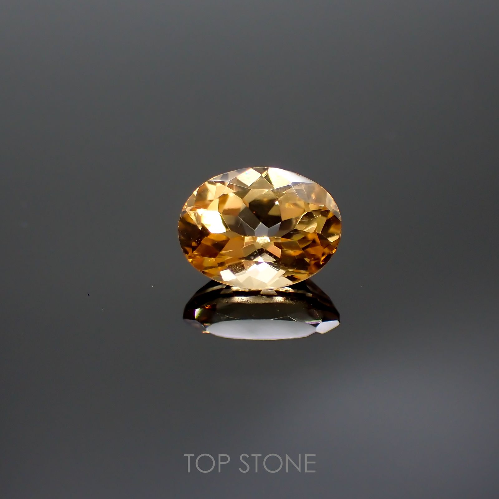 インペリアルガーネット(宝石名ヘソナイト・ガーネット)スリランカ産 1.5ct 識別済[220113904]8.1x6.2mm前後