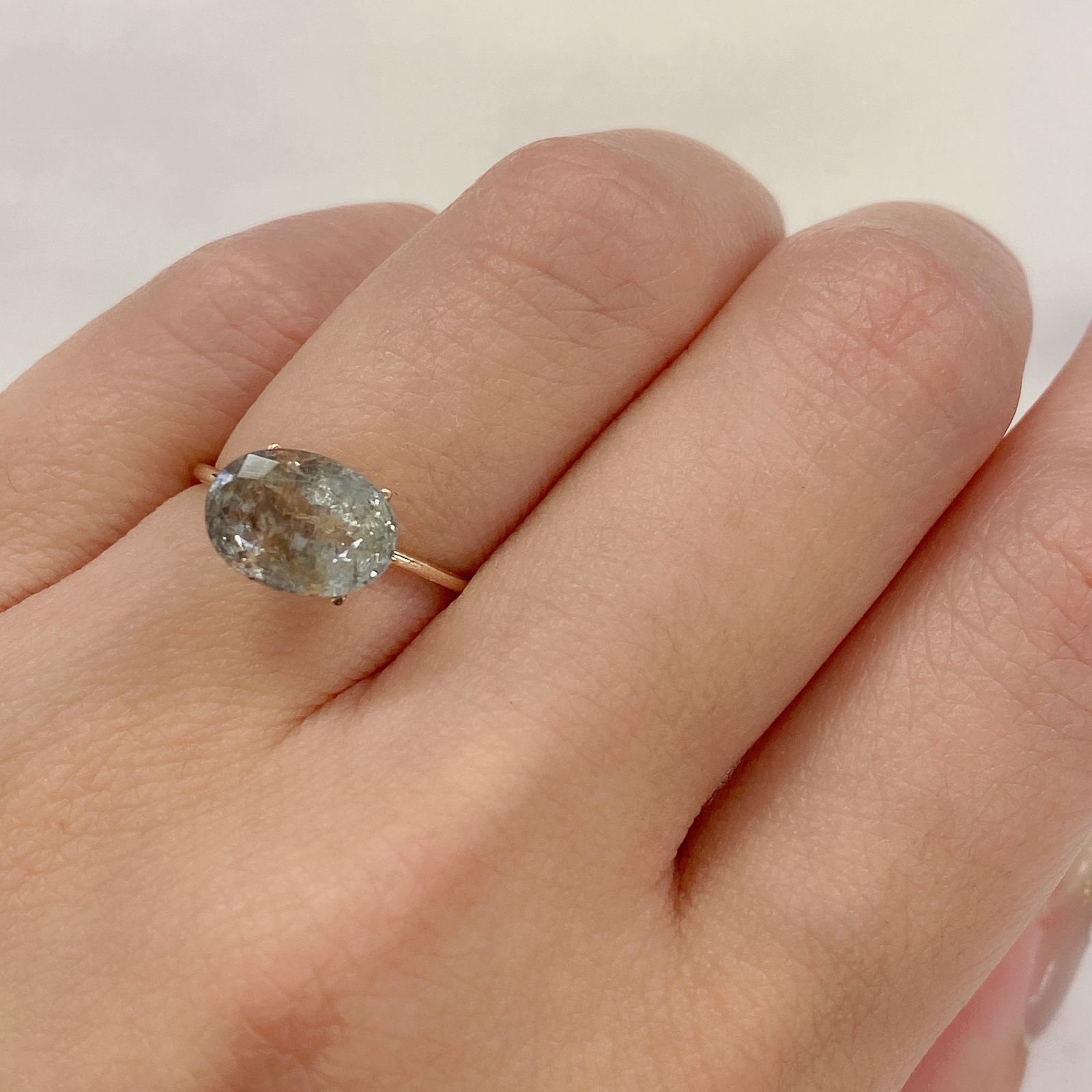 アベンチュリンアクアマリン(宝石名アクアマリン) ナイジェリア産 2.02ct 識別済[210712984]9.8×7.2mm前後
