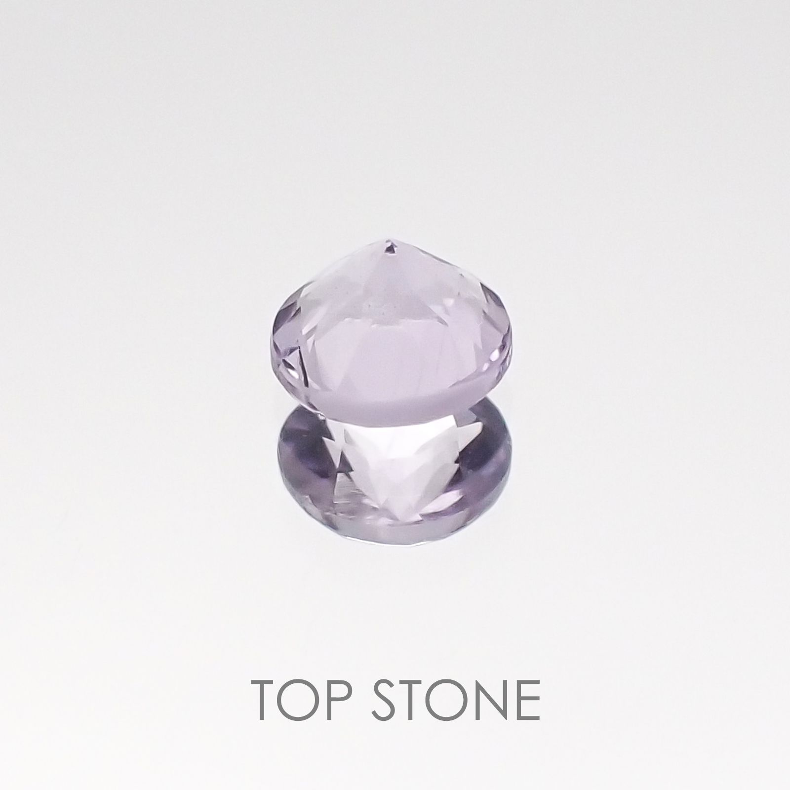 マリアライト(宝石名パープル・スキャポライト) スリランカ産 0.24ct 識別済[20117687]4.1×4mm前後
