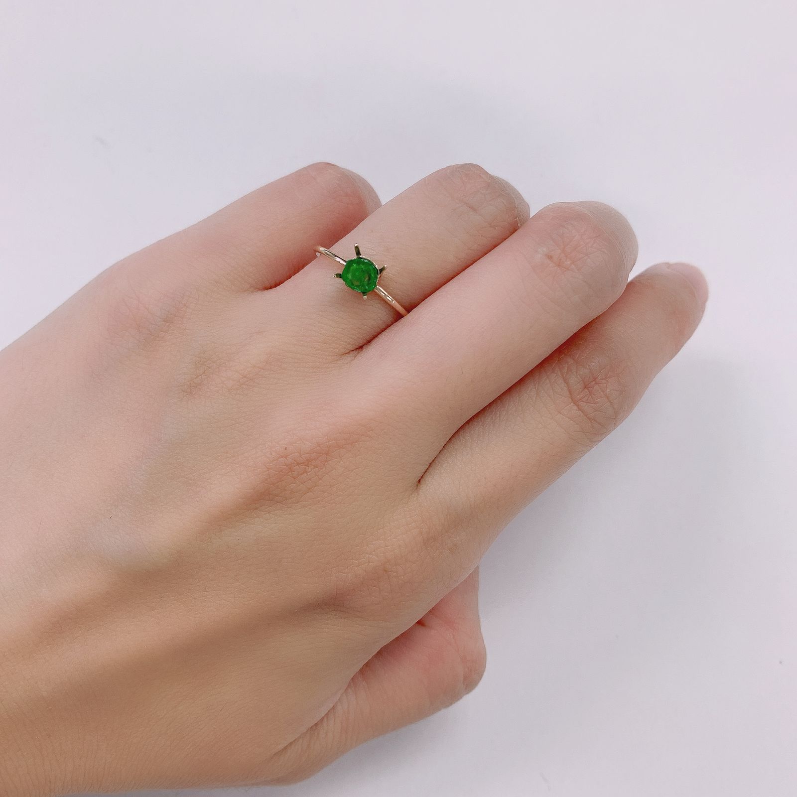 デマントイドガーネット(宝石名デマントイド・ガーネット) 原石・結晶 0.33ct 識別済[210912780]4.9×4.4mm前後