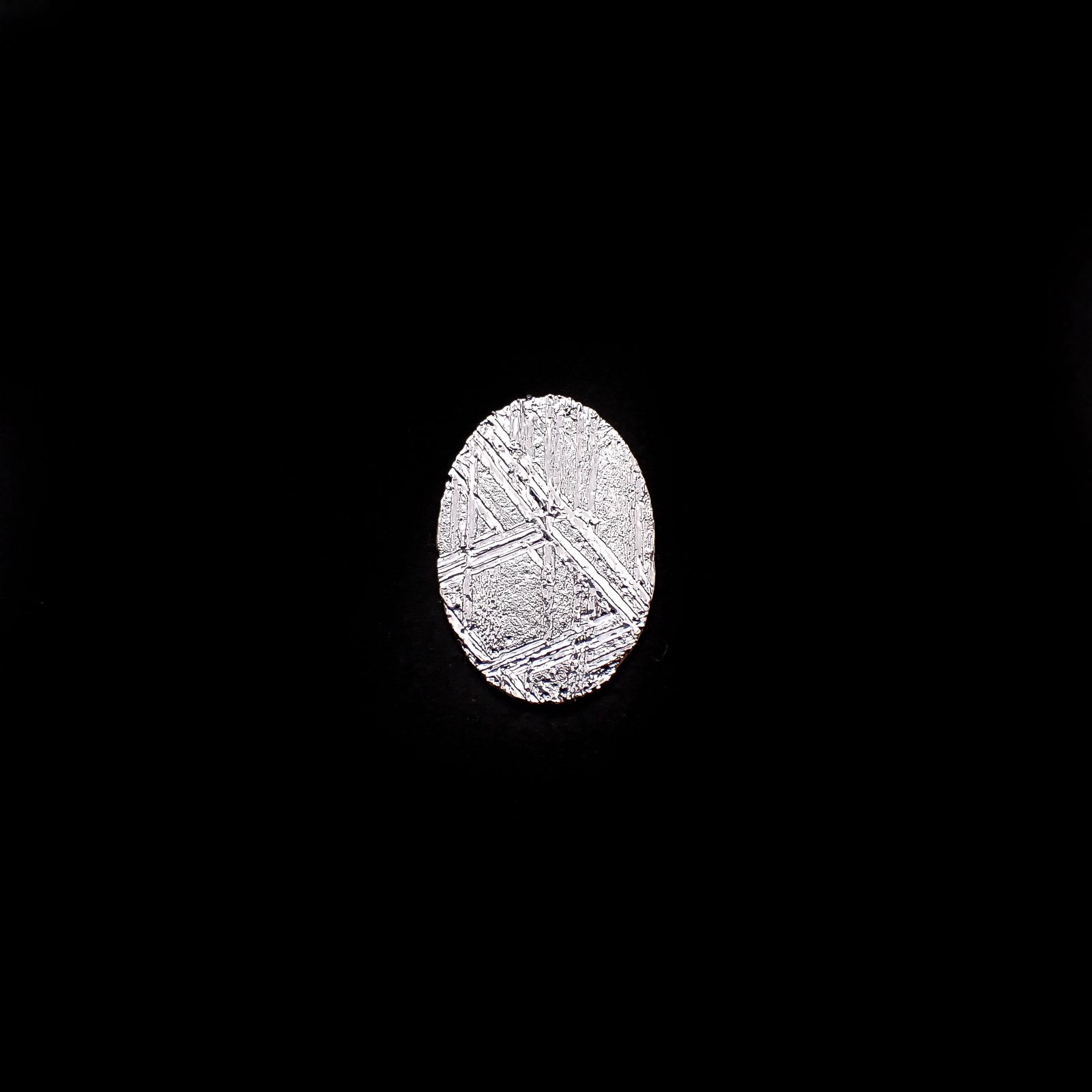アルタイ隕石 発見地:中国 0.84ct[240125697]13.7x9.5mm前後