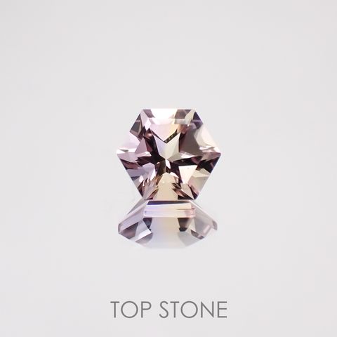 ◇ヘキサゴンカット◇アメトリンSA(宝石名バイカラー・クォーツ/別名アメトリン) ボリビア産 0.96ct 識別済[210611047]6.1×6mm前後