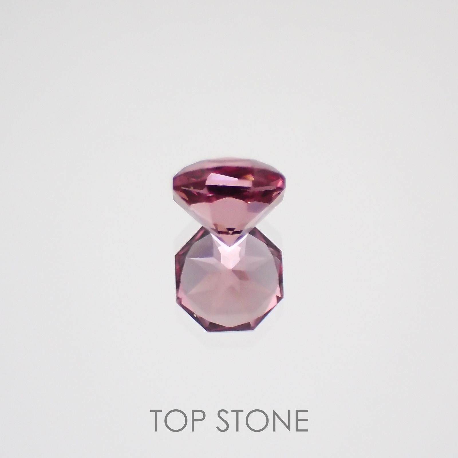 ◇オクタゴンカット◇マラヤガーネットSA タンザニア産 ルース 0.38ct[210611031]4.1×4mm前後