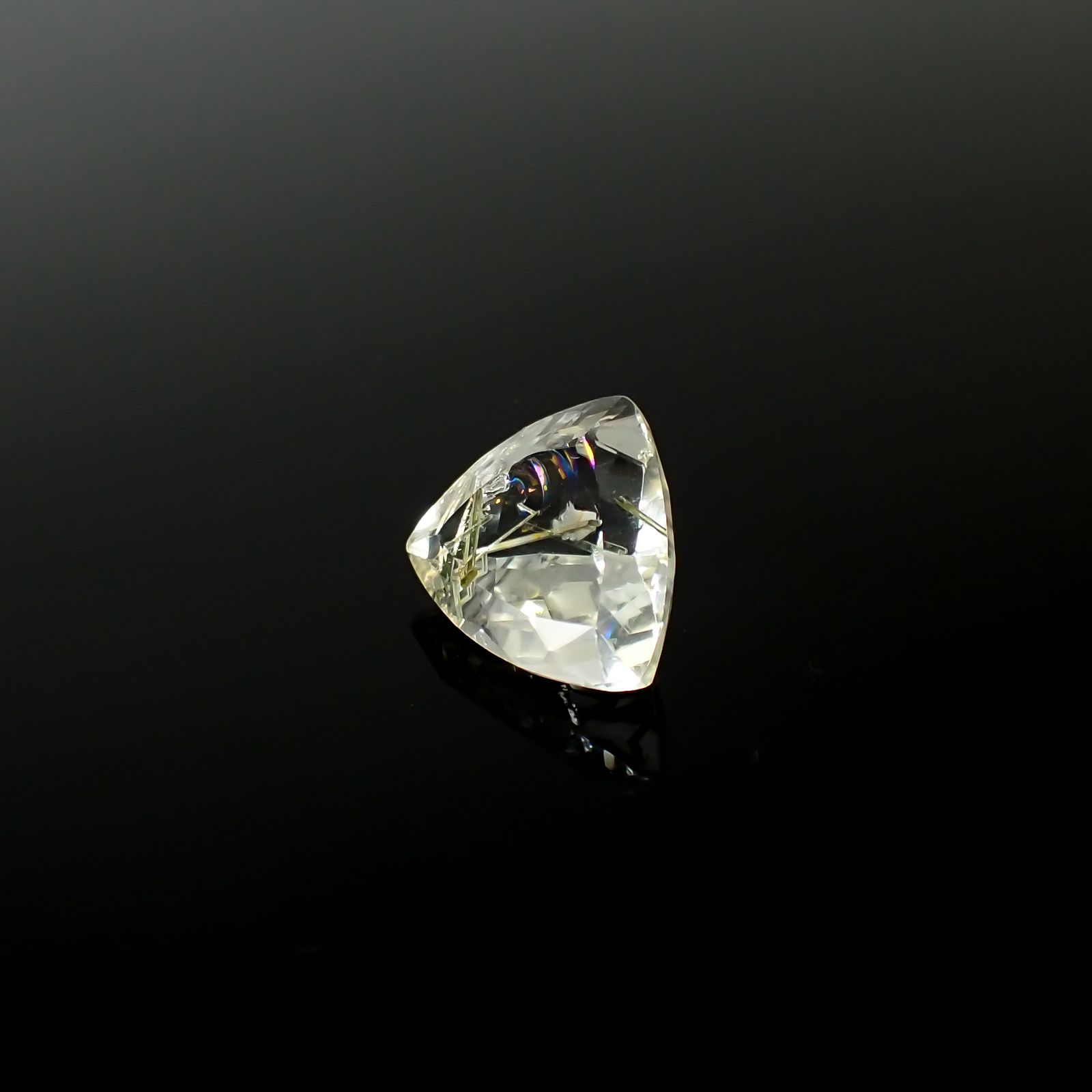 アパタイトイントパーズ(宝石名アパタイト イン トパーズ)ブラジル産 19.70ct 識別済[240225930]19x16.2mm前後