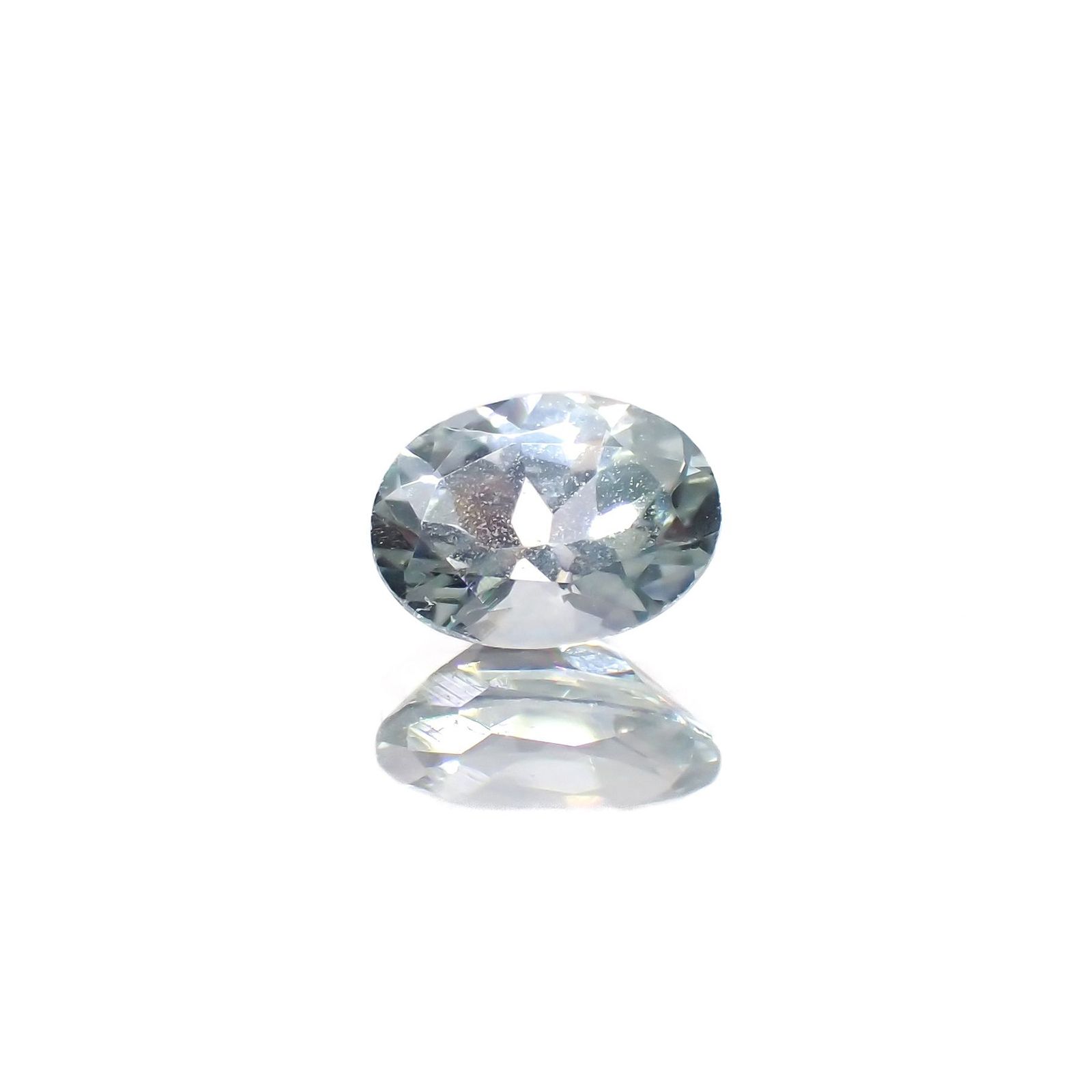 モンタナサファイア(宝石名サファイア)アメリカ・モンタナ州産 識別済 0.40ct / 5.2x3.9mm前後 [260422431]