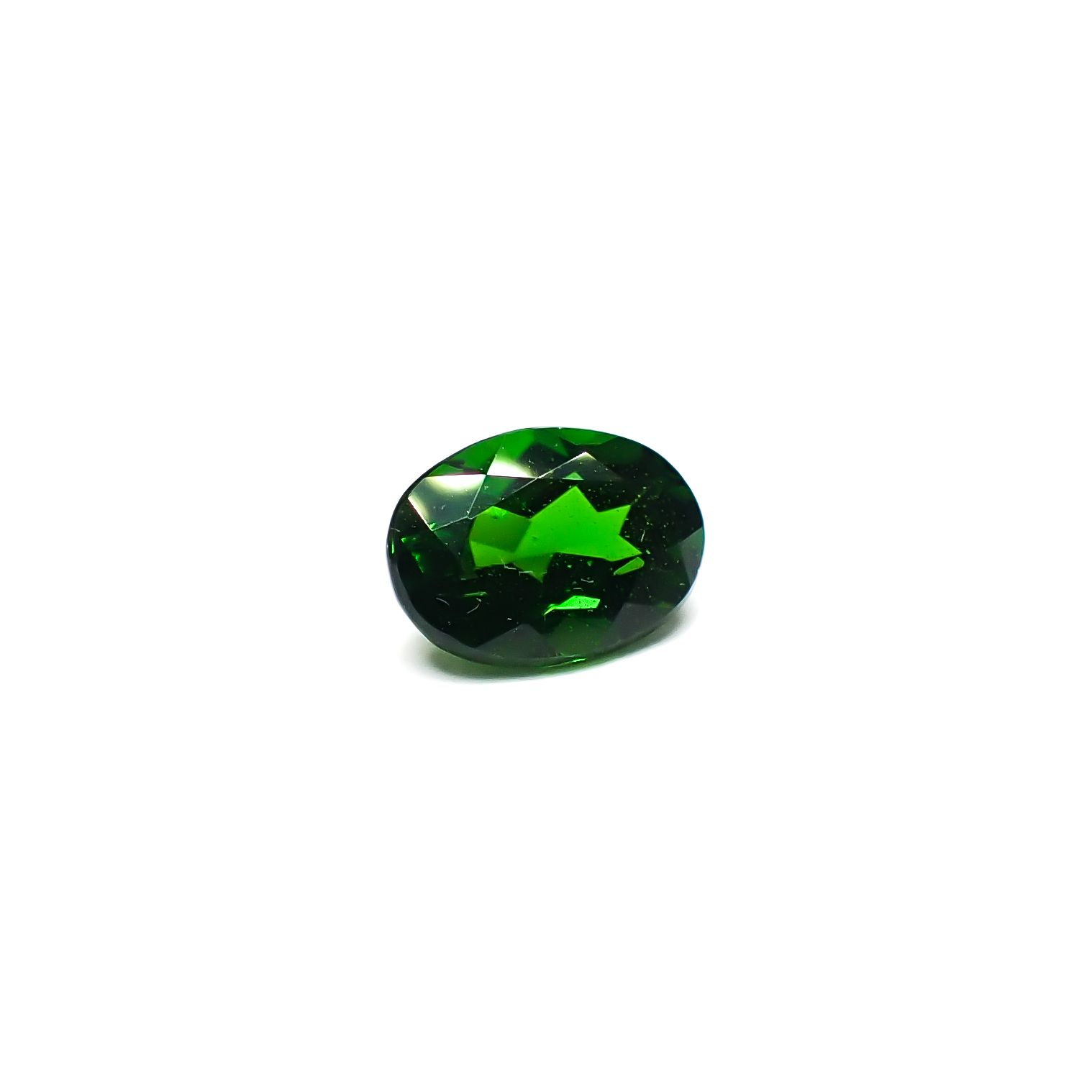 クロムダイオプサイド(宝石名クロム・ダイオプサイド)ロシア産 識別済 0.95ct / 7.1x5.1mm前後 [260432092]