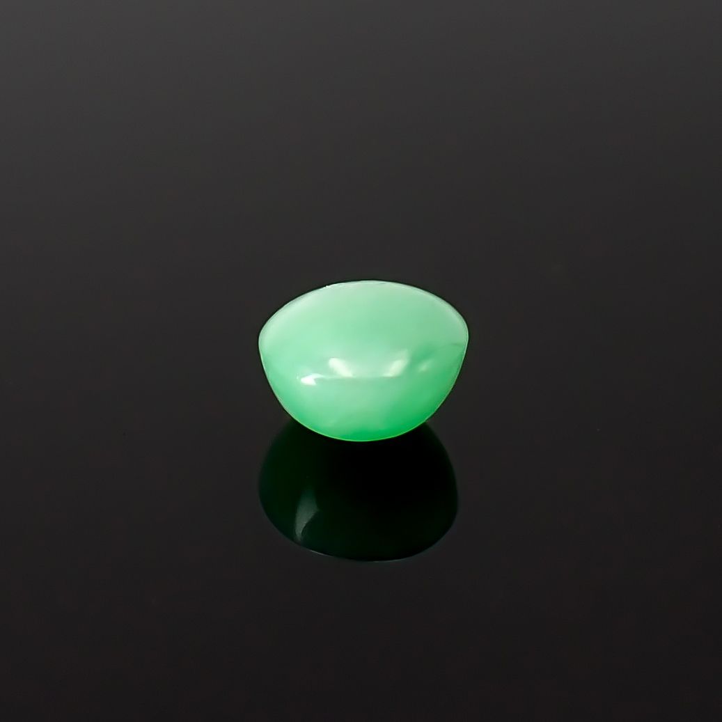 翡翠 ビルマ産 0.55ct / 4.8x4.7mm前後 [260532114]