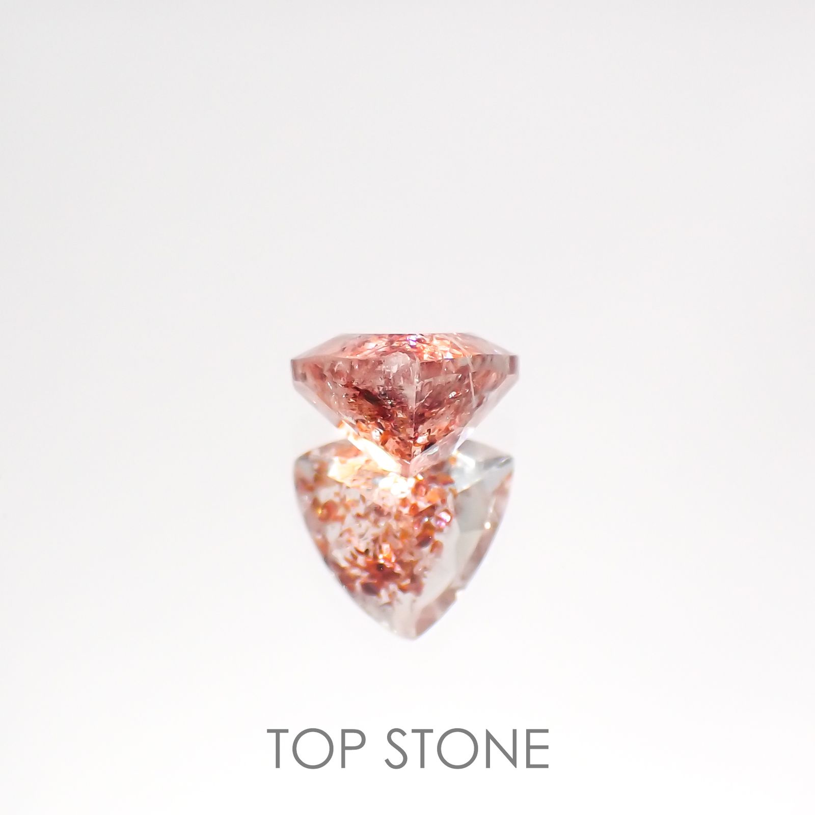 ファイヤークォーツ ナイジェリア産 1.39ct[220114754]7.5x7.9mm前後