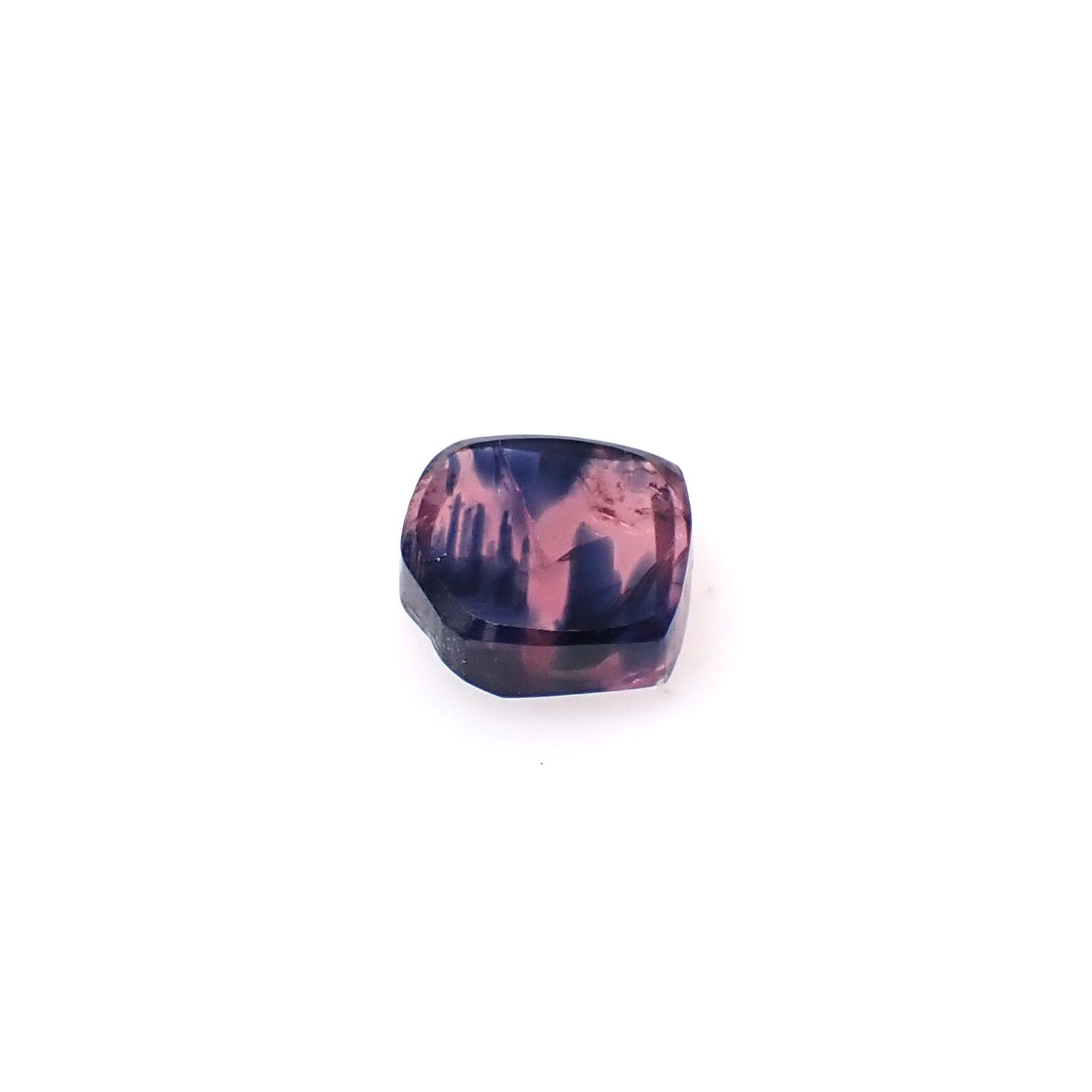 ウィンザーサファイア原石スライス タンザニア・ウィンザー産 0.66ct [250730833]4.7x4.8mm前後