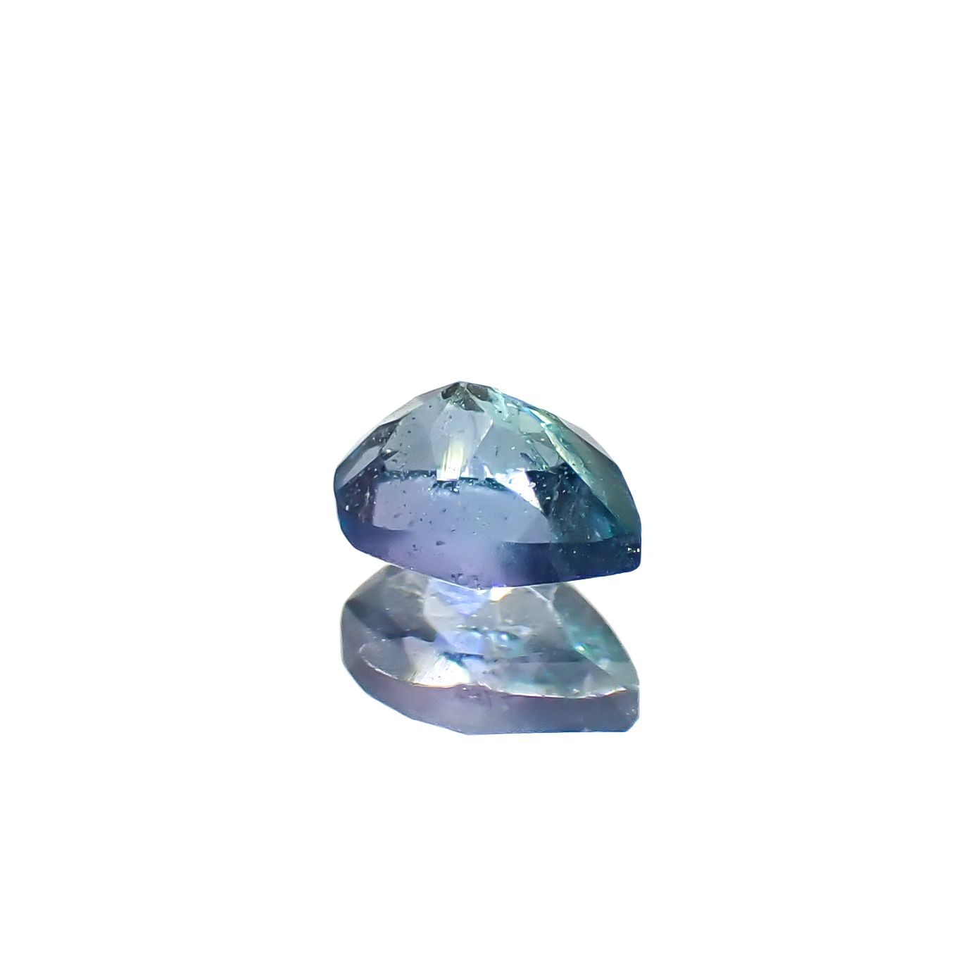 ブルーグリーンコーネルピン(宝石名ブルーグリーン・コーネルピン)タンザニア産 0.15ct 識別済[240527677]3.8x2.8mm前後