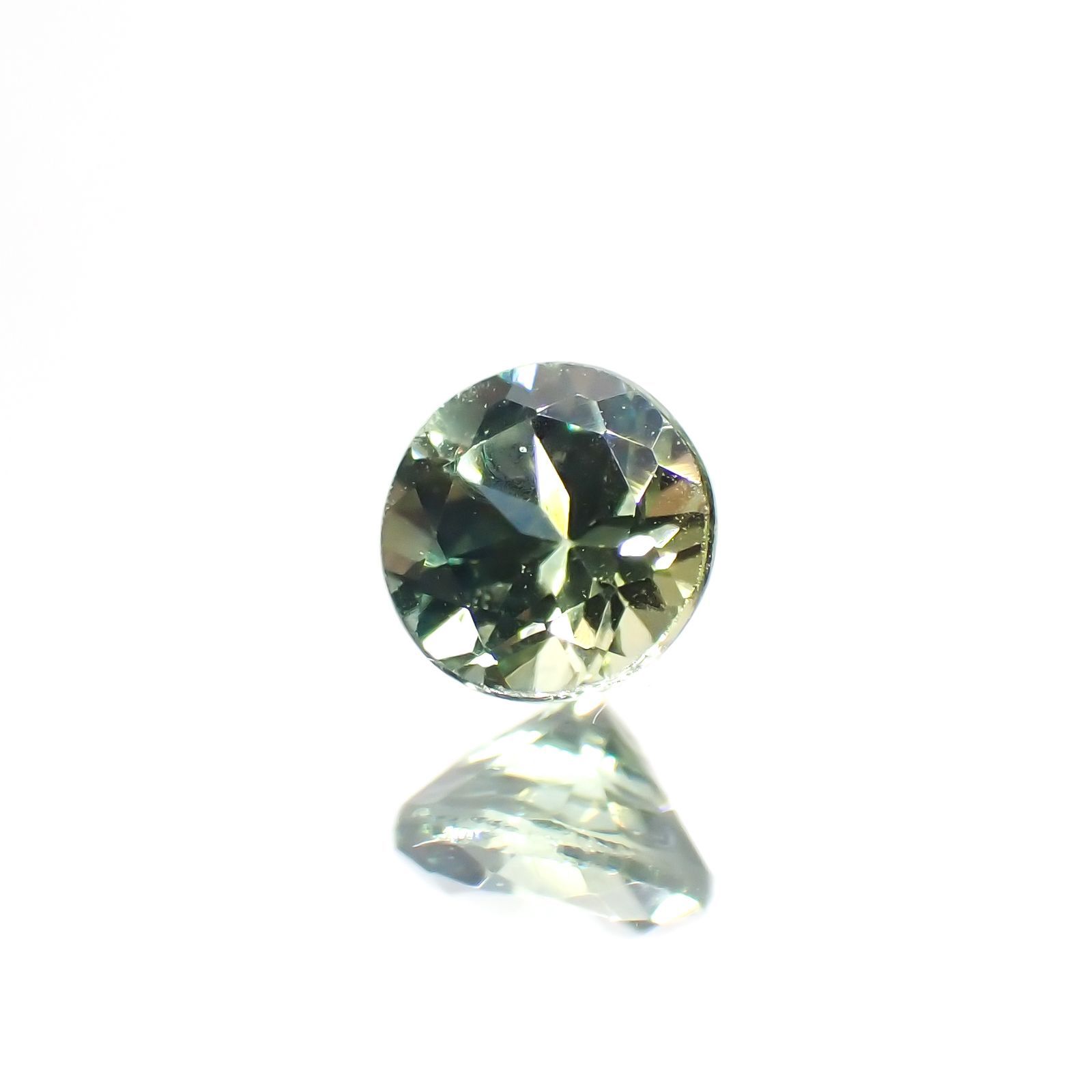 モンタナサファイア(宝石名サファイア)アメリカ・モンタナ州産 0.35ct 識別済[220114013]3.9x3.9mm前後