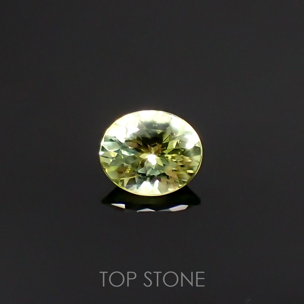 パロットクリソベリル(宝石名クリソベリル) インド産 0.91ct 識別済[210711517]6.8×5.7mm前後