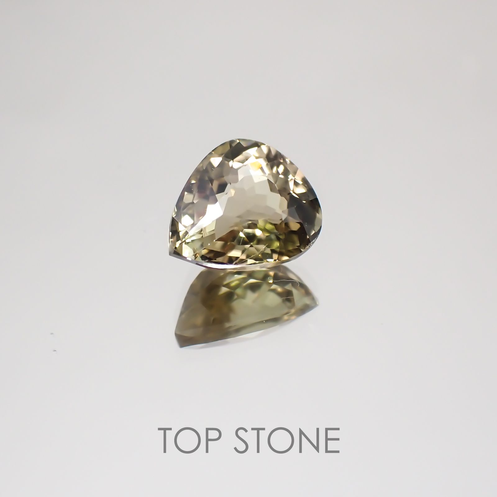 ダイアスポア トルコ産 ルース 1.96ct[20052460]8.2×7.1mm前後