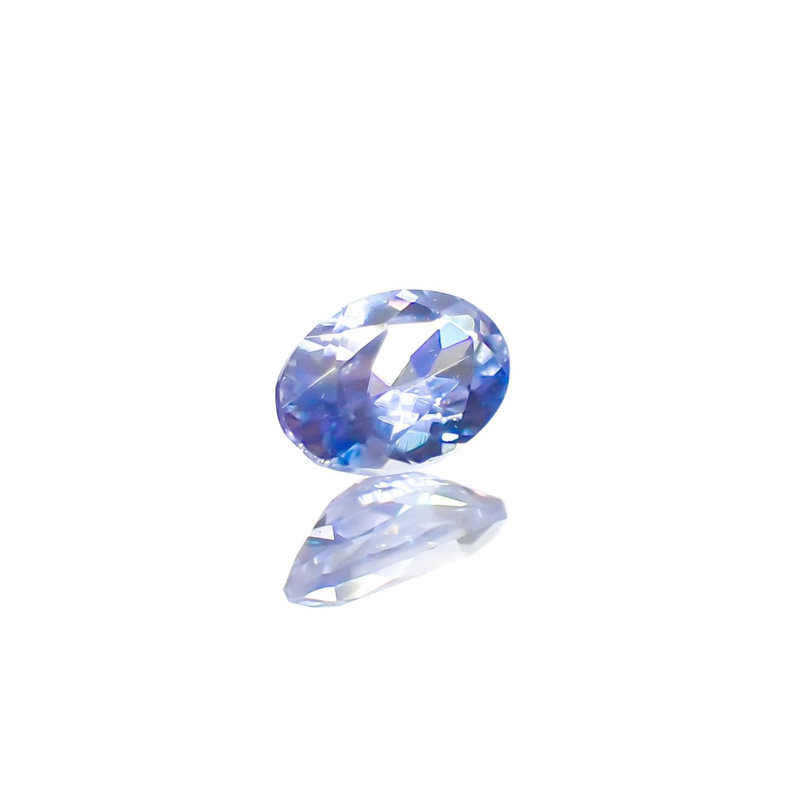 ベニトアイト(宝石名ベニトアイト)アメリカ・カリフォルニア州産 識別済 0.096ct / 3.4x2.3mm前後 [260523205]