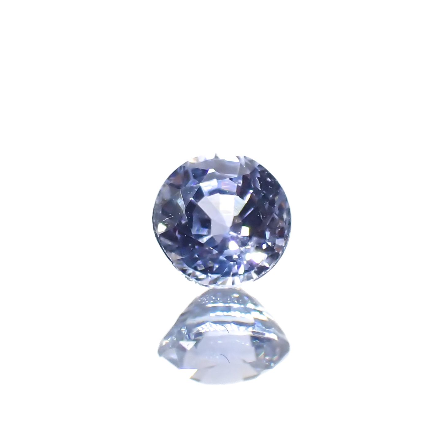 アイスブルーサファイア(宝石名サファイア)スリランカ/マダガスカル産 0.34ct 識別済[230722699]3.9x3.8mm前後