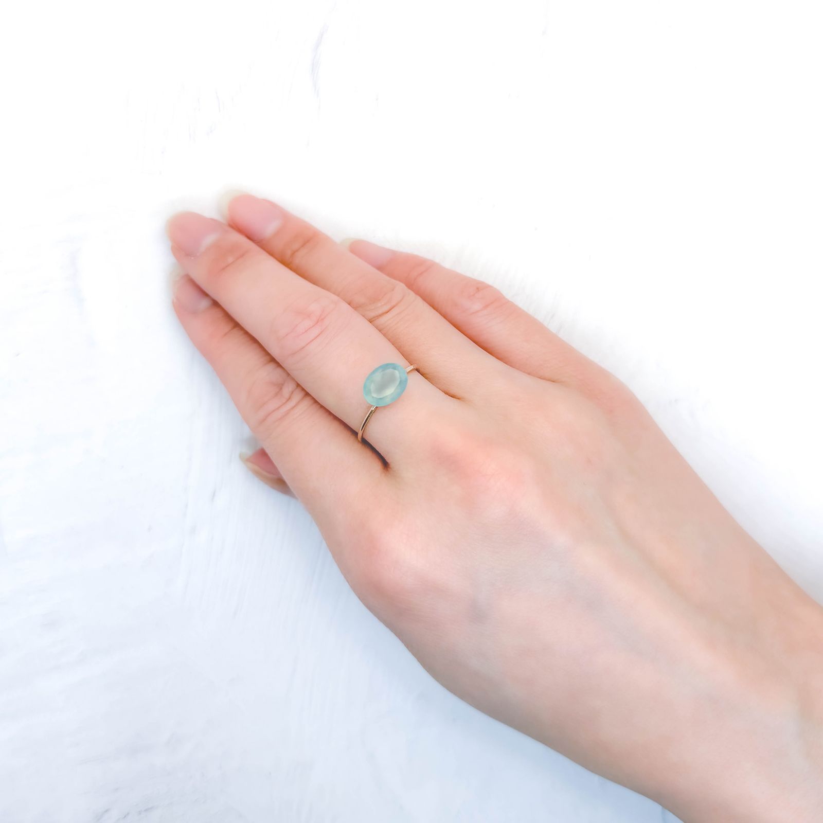 アクアプレーズ 南アフリカ産 1.74ct / 9x7mm前後 [260432016]