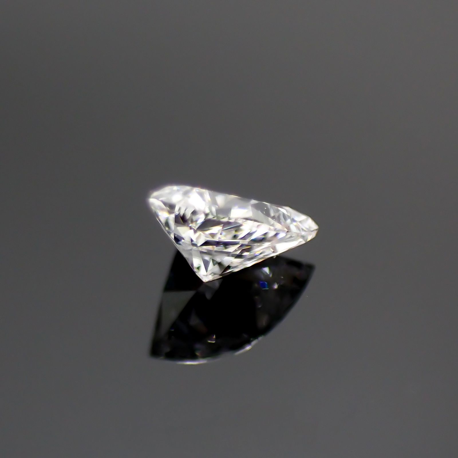 ◇ファンカット◇ダイヤモンド(宝石名ダイアモンド) 0.072ct 識別済[210913126]3.5×2.3mm前後