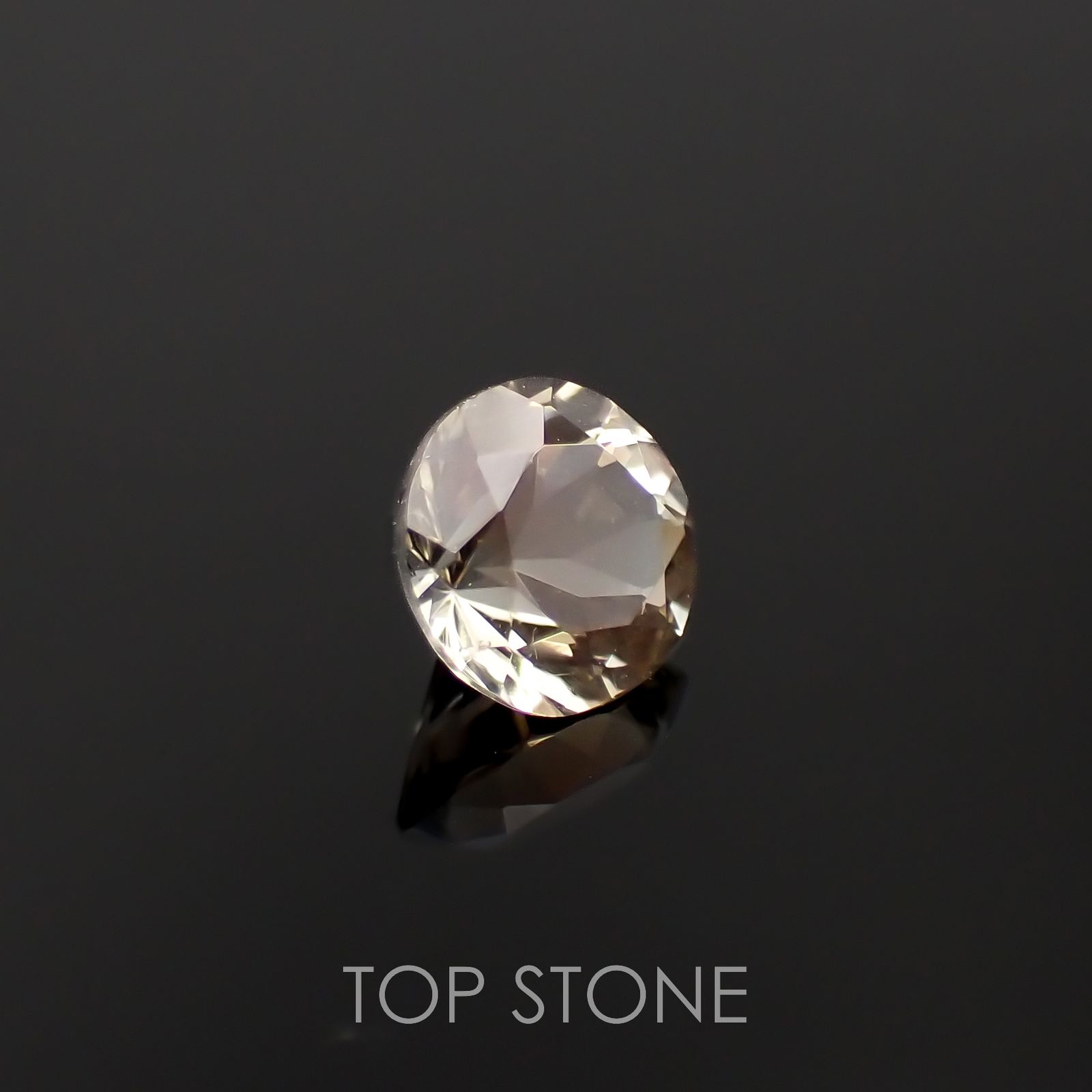 バイカラーオレゴンサンストーン アメリカ・オレゴン州産 0.81ct[230220679]6.1x6mm前後