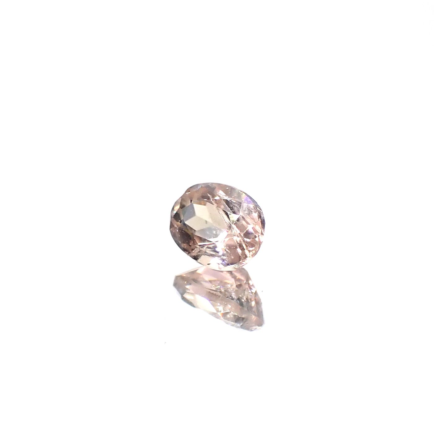 ピンクベニトアイト アメリカ・カリフォルニア州産 0.22ct / 4x3mm前後 [251231478]