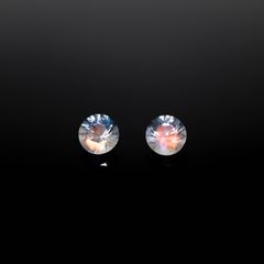 ◇ペアセット◇レインボームーンストーン マダガスカル産 0.66ct(2pcs合計) 識別済[250430313]4.5x4.5mm前後