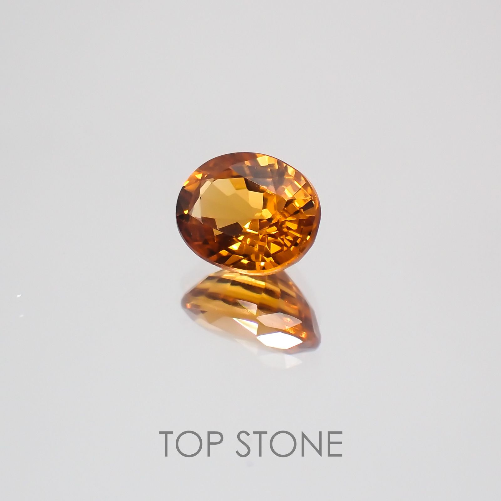 カラーチェンジマラヤガーネット タンザニア産 ルース 1ct[21019644]6.3×5.1mm前後