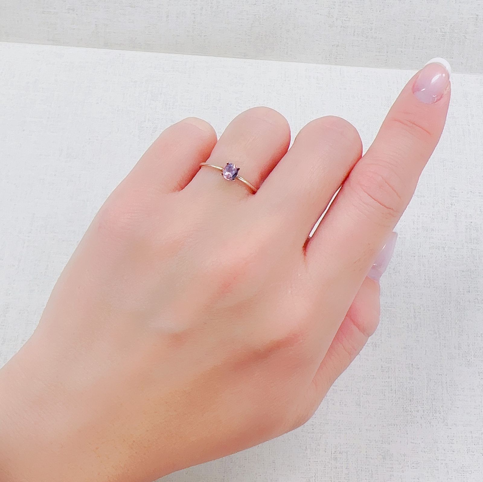 ウィンザーサファイア タンザニア・ウィンザー産 0.35ct[230521971]4.5x3.7mm前後