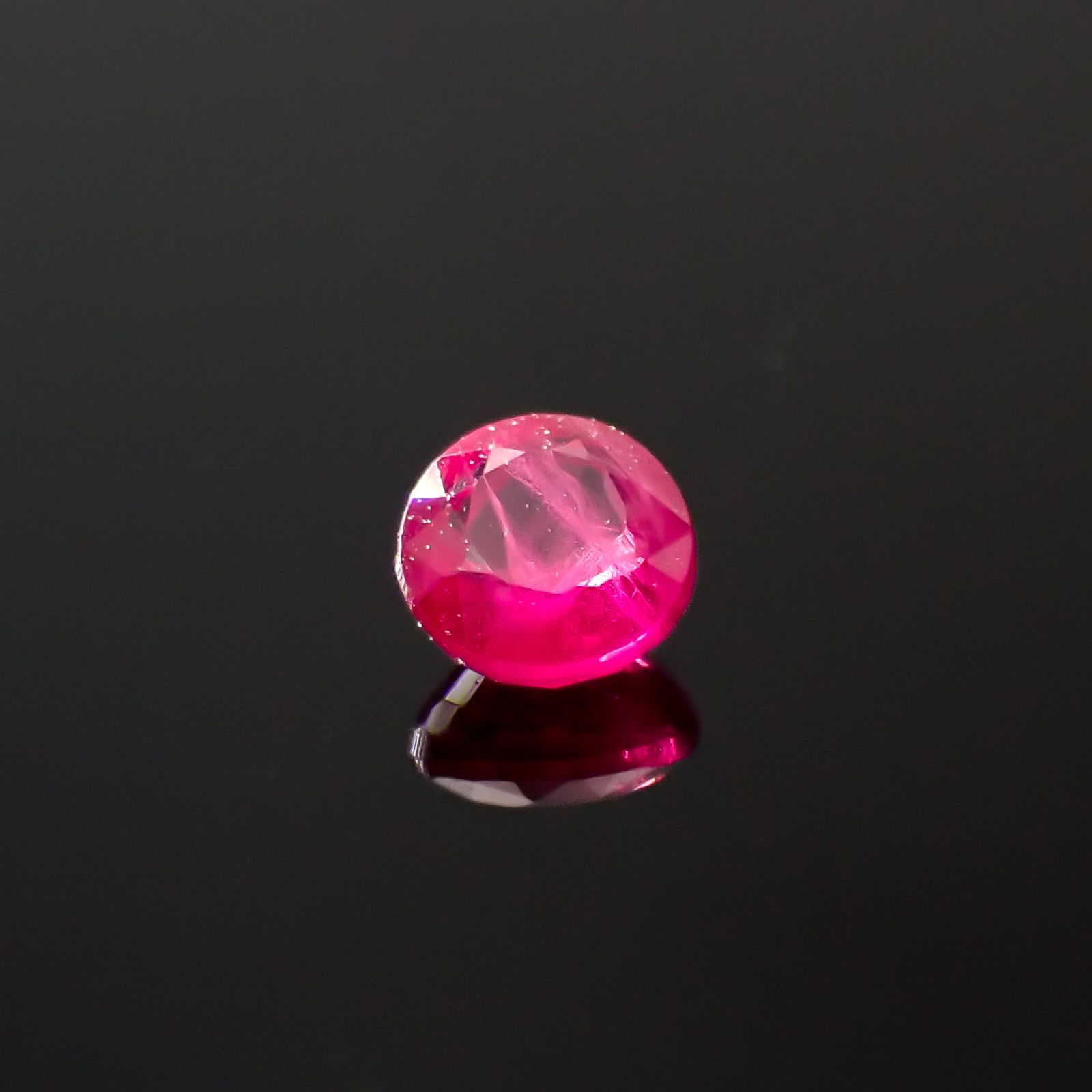 ルビー ビルマ産 0.22ct[240628049]3.3x3.2mm前後