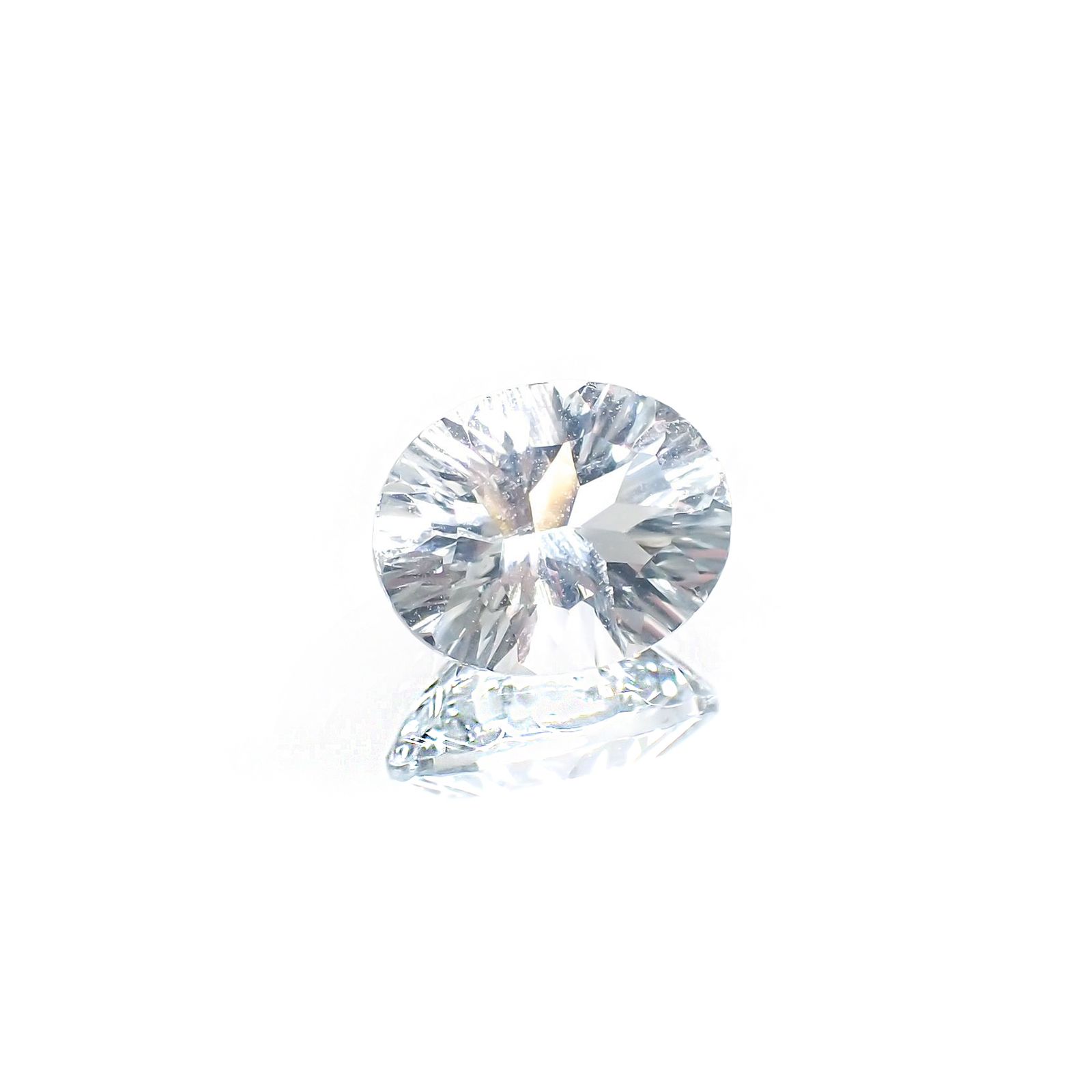 ◇コンケーブカット◇アクアマリン(宝石名アクアマリン) アフリカ産 識別済 2.43ct / 10.1x8.1mm前後 [211013554]