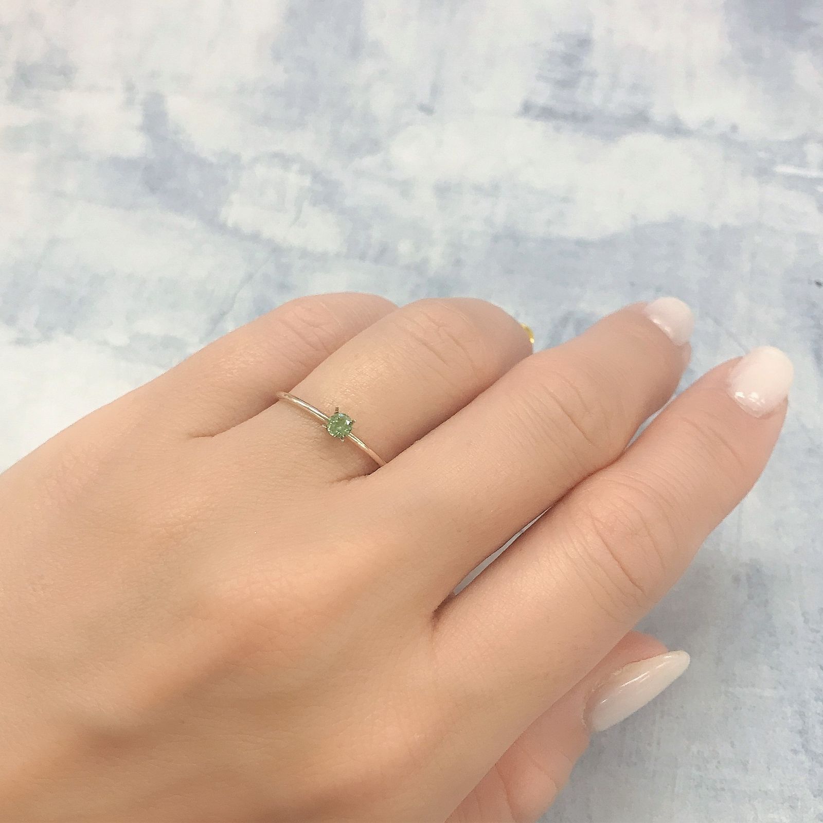 デマントイドガーネット(宝石名デマントイド・ガーネット)ロシア産 0.14ct 識別済[220616530]3.1x3.1mm前後