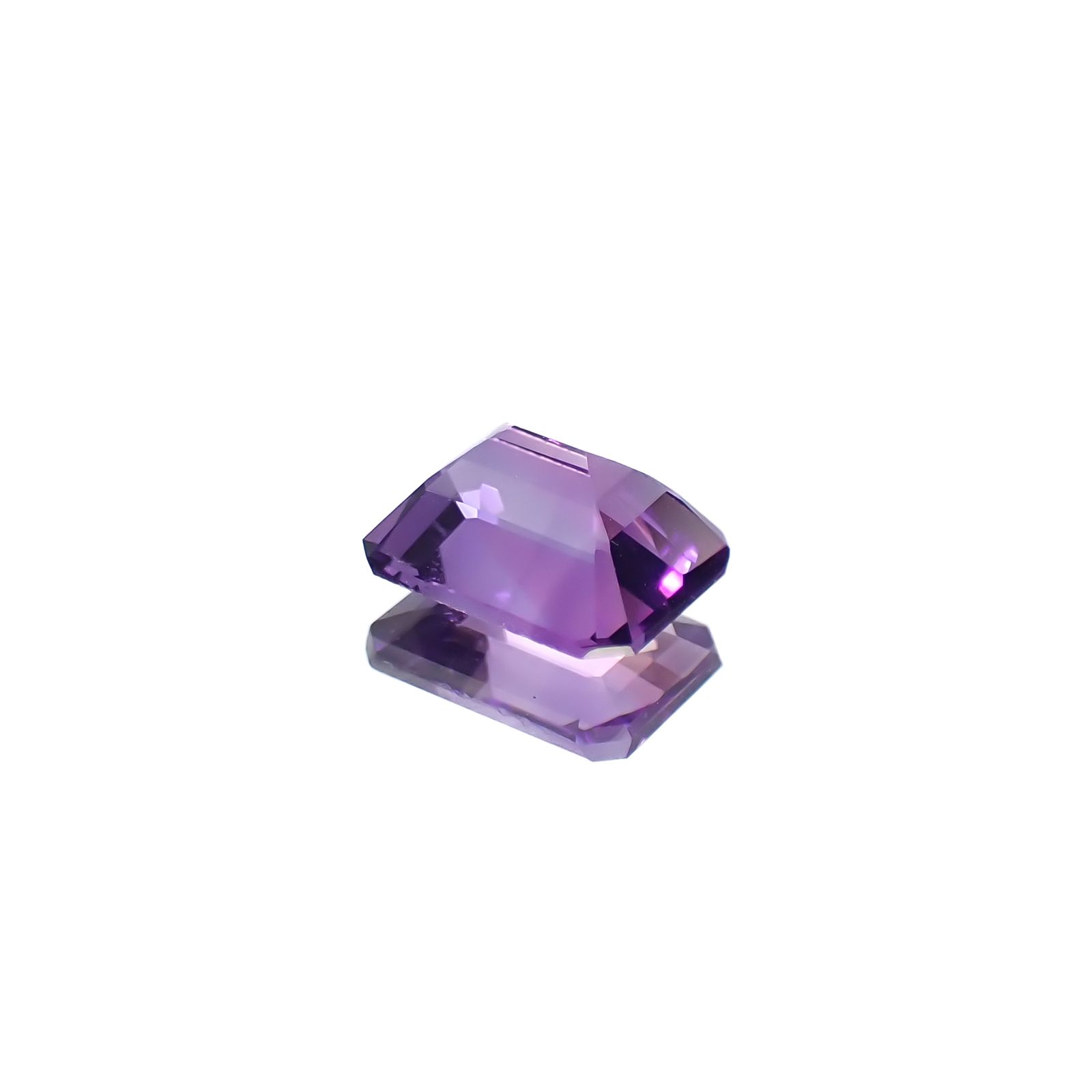 カラーシフトアメジスト ブラジル/ウルグアイ産 1.38ct [241229653]7.9x6mm前後
