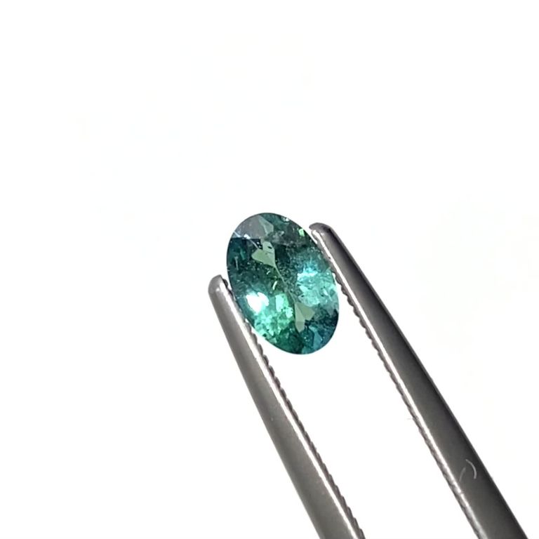 ブルーグリーンコーネルピン タンザニア産 0.42ct[231224507]5.9x3.9mm 
