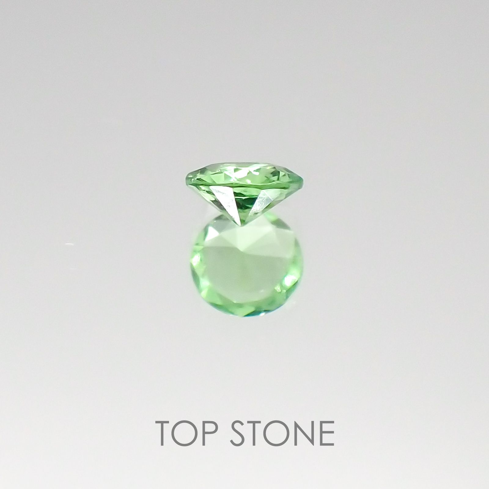 ミントガーネット タンザニア産 ルース 0.25ct[5522]4×4mm前後