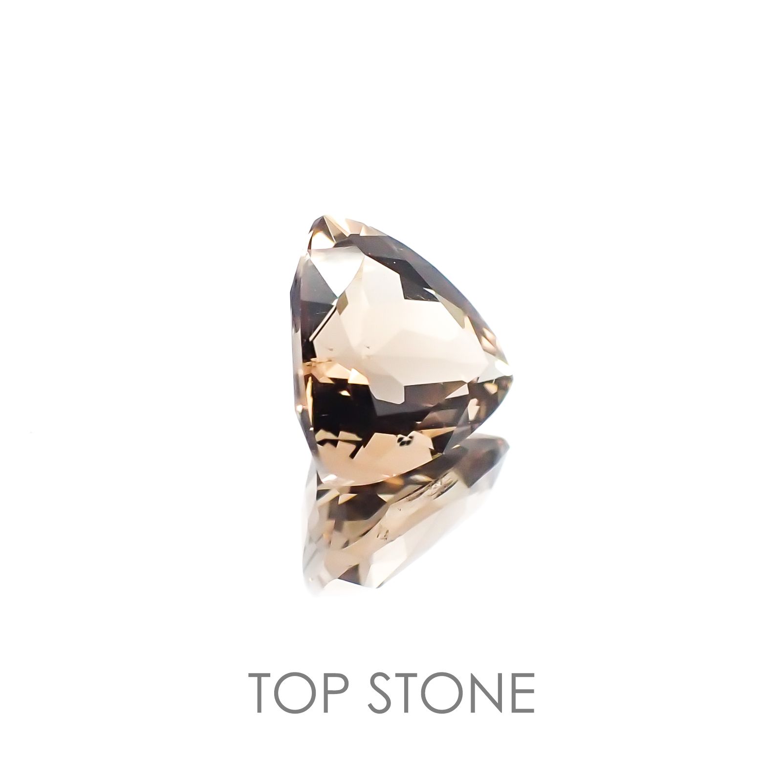 スモーキークォーツ 日本・岐阜産 ルース 1.57ct[20117782]7.9×8mm前後