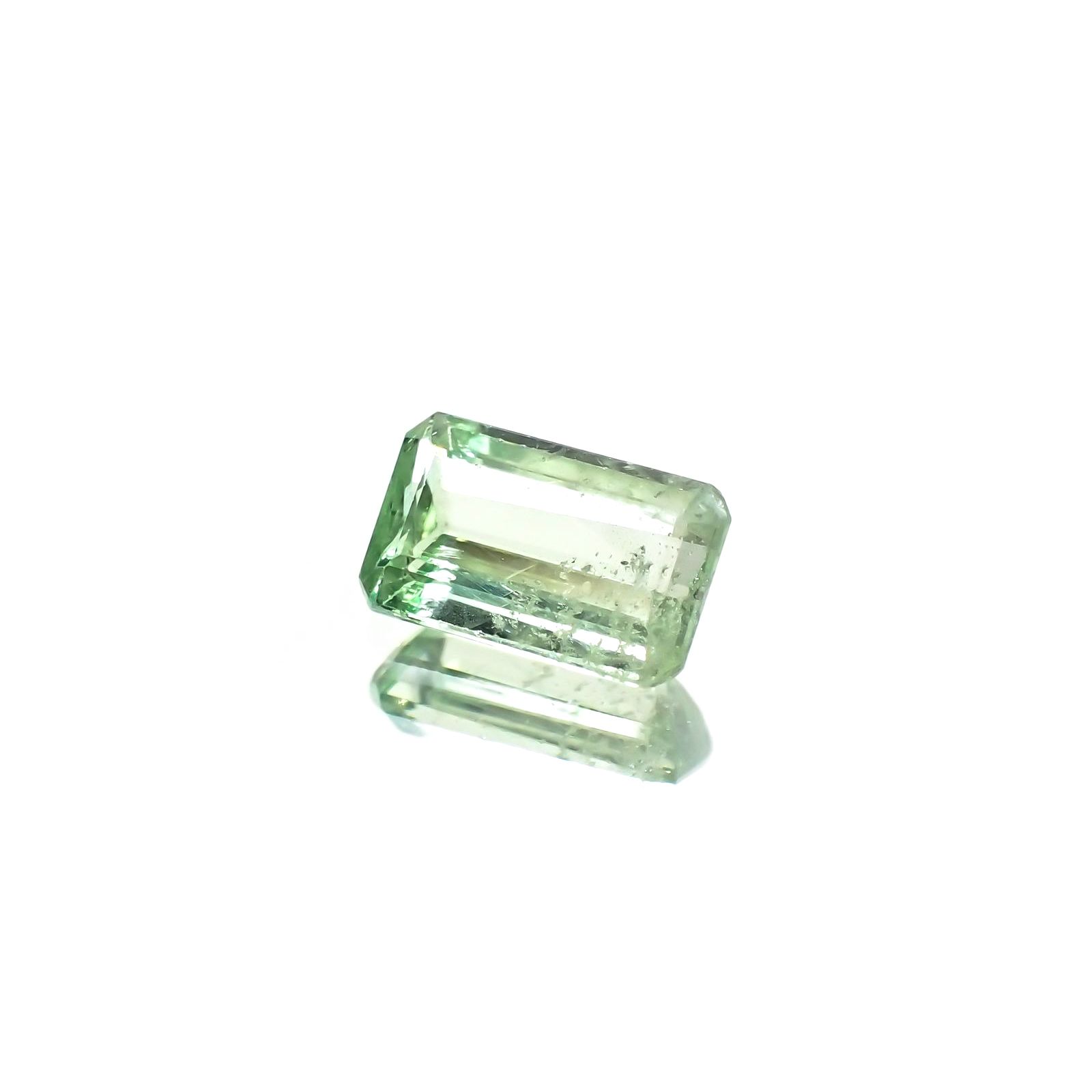 バイカラーツァボライト(宝石名グリーン グロッシュラー・ガーネット) タンザニア産 識別済 1.24ct / 7.6x4.6mm前後 [210711913]