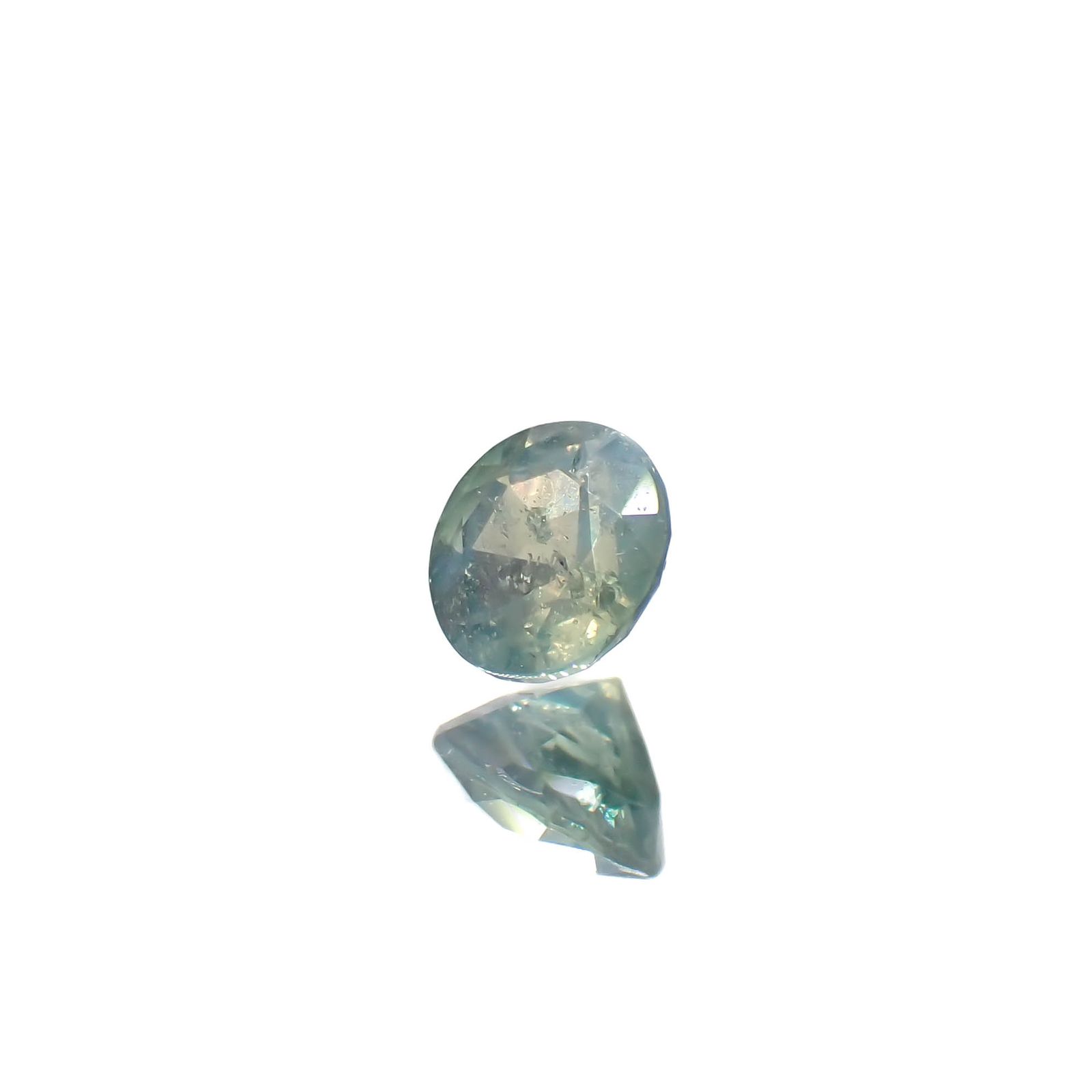 シルキーアレキサンドライト ブラジル・ミナスジェライス州ヘマチタ鉱山産 0.17ct[240627969]3.2x3.2mm前後