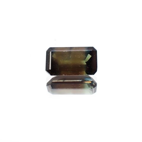 ゴールドシーンサファイア 非加熱(宝石名シーン・サファイア) ケニア産 0.880ct ソ付(彩珠)[250310223]7×3.9mm前後