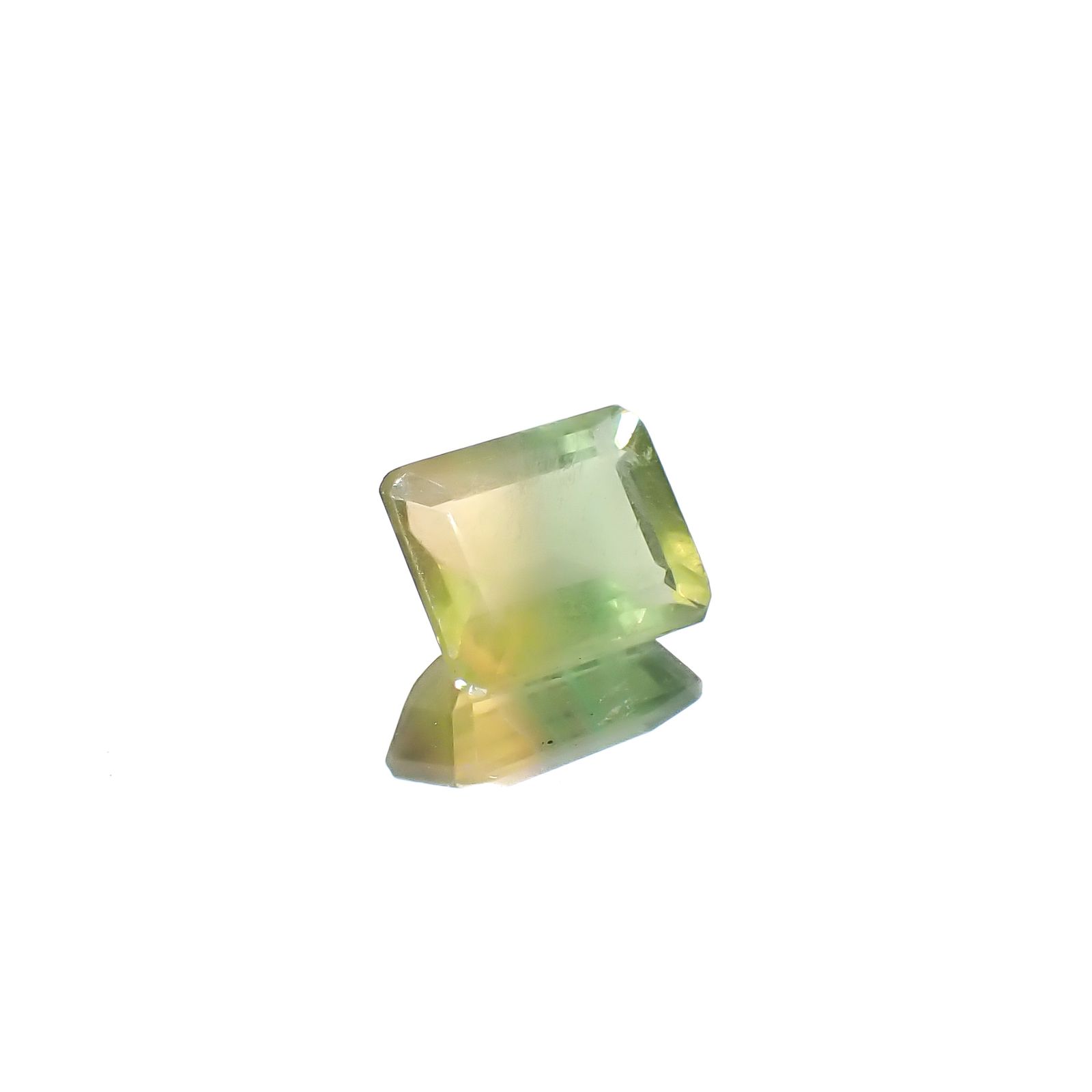 バイカラーフローライト フルオレッセンス ブラジル産 5.51ct[240928911]11x8.9mm前後