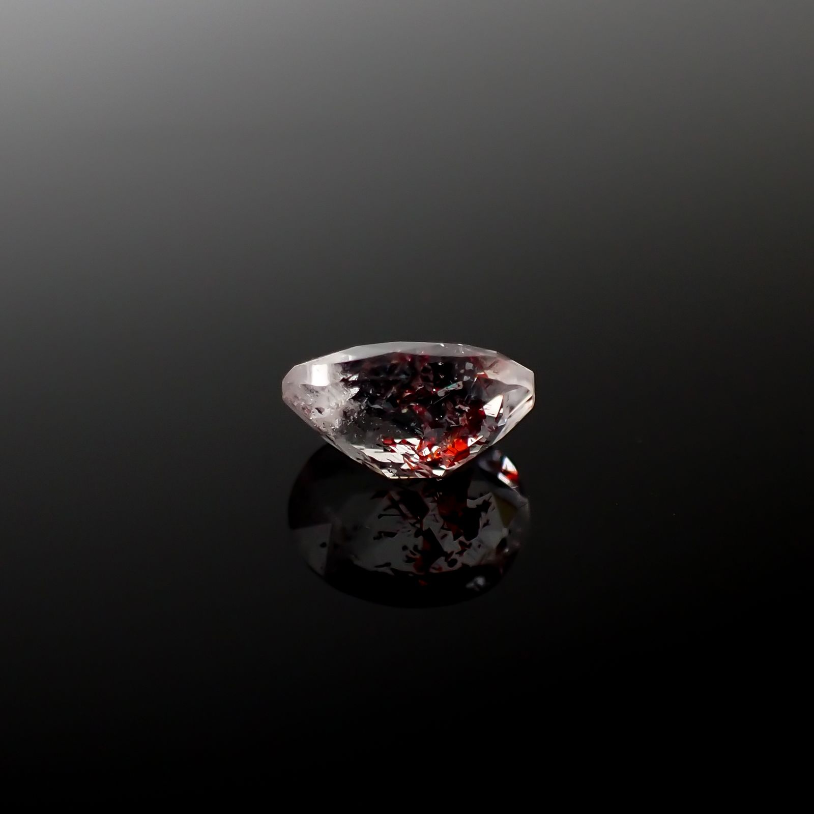 ファイヤークォーツ ナイジェリア産 1.56ct[240326719]8.8x6.9mm前後