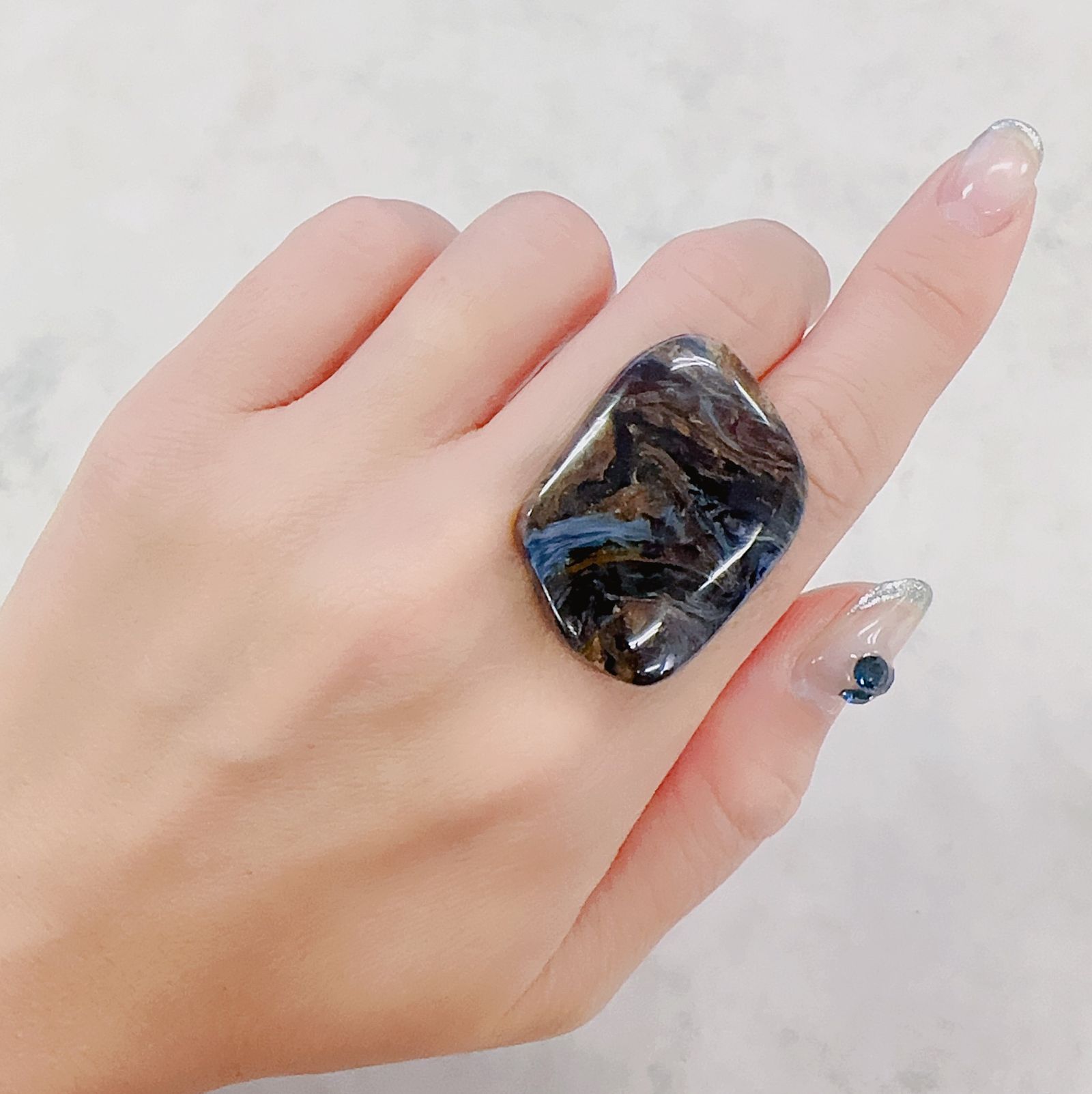 ◇フリーフォーム◇ピーターサイト 南アフリカ産 50.70ct [230722622]32.9x24.3mm前後