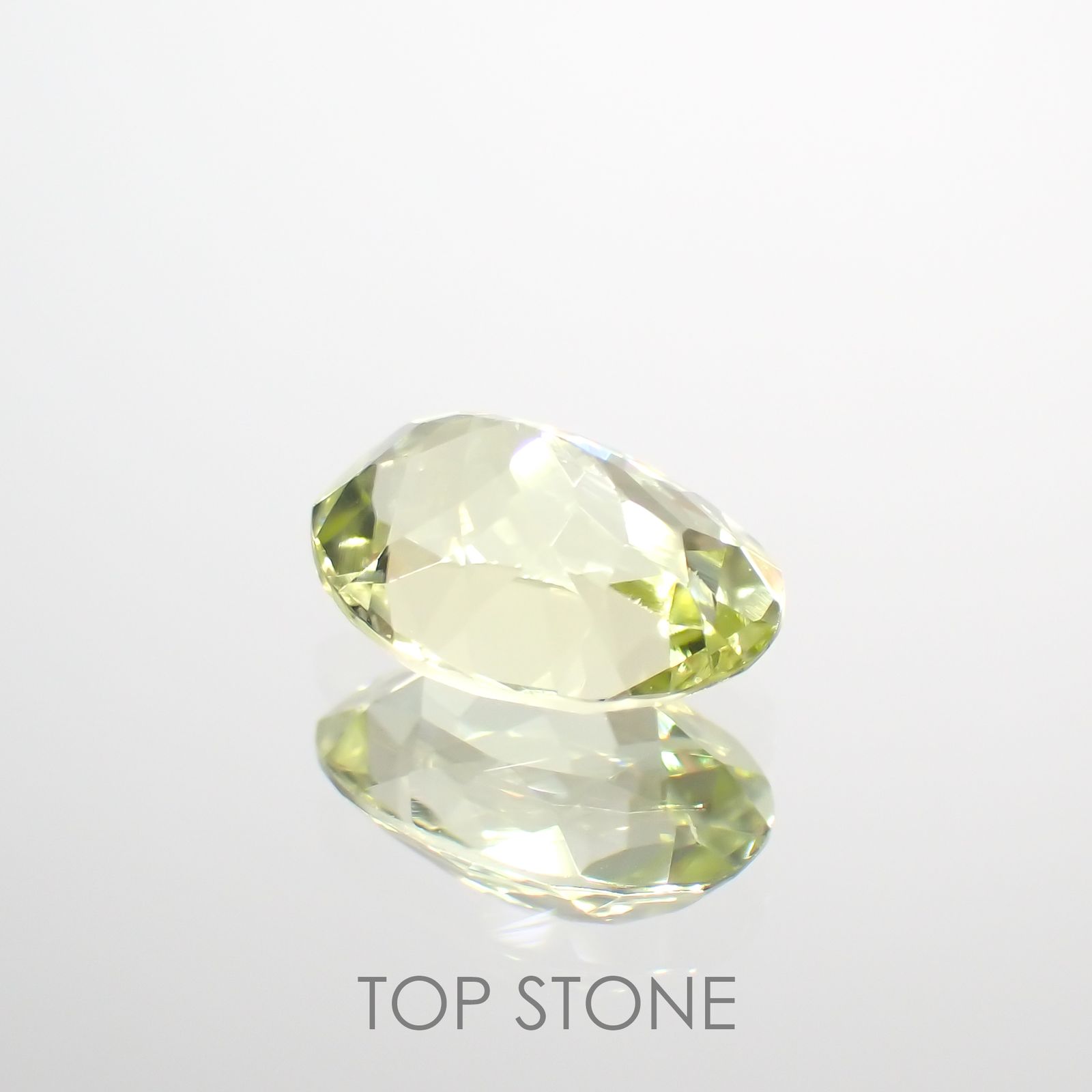 シリマナイト(宝石名シリマナイト)インド産 1.21ct 識別済[211113690]7.9x5.8mm前後