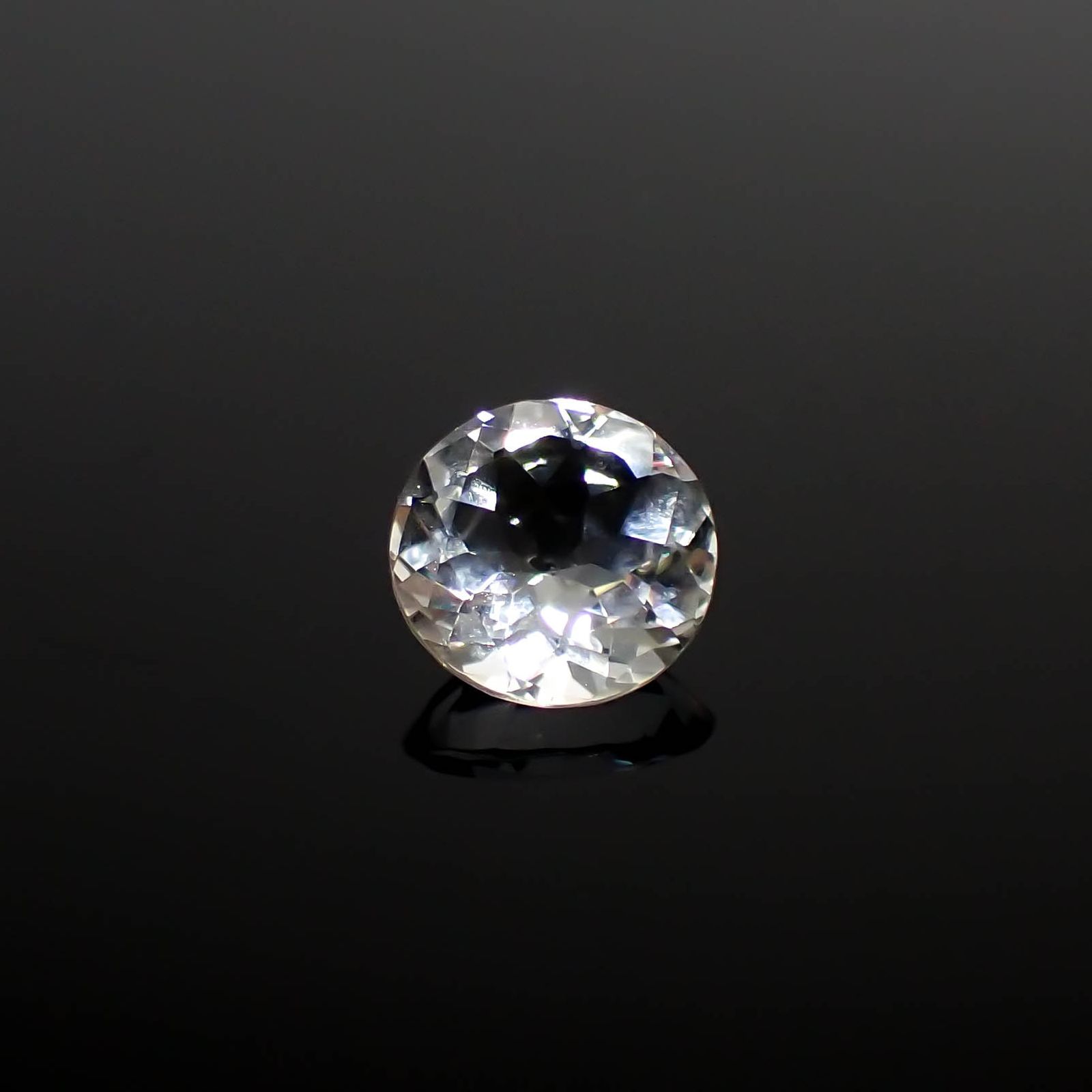 ゴッシェナイト パキスタン・ヒマラヤ産 1.41ct [240527449]8x8mm前後